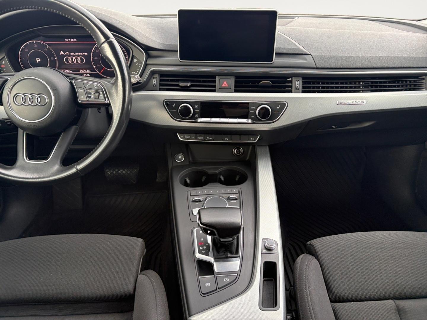 AUDI A4 2016