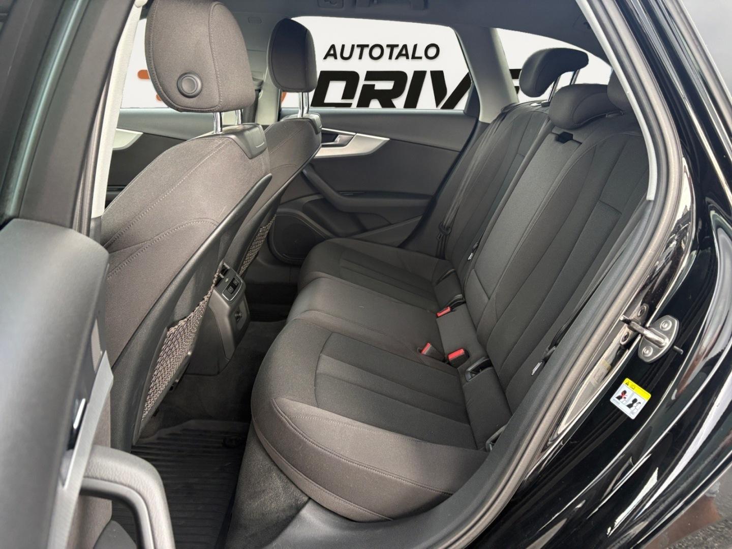 AUDI A4 2016