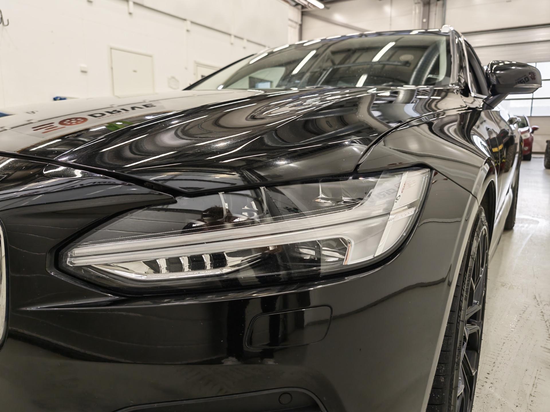 VOLVO V90 2019