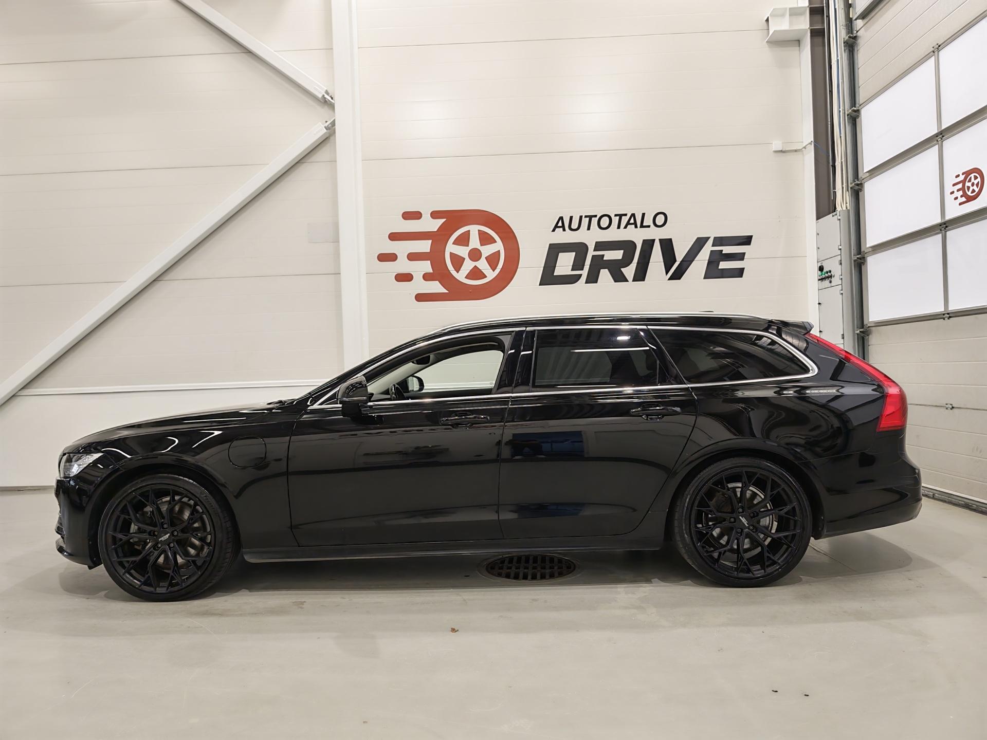 VOLVO V90 2019