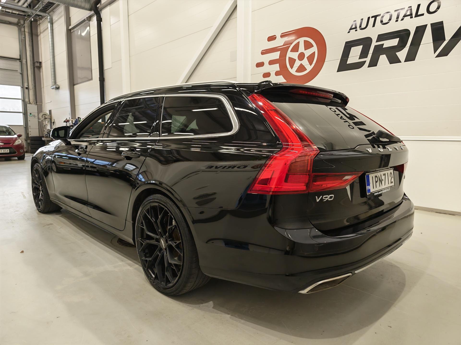 VOLVO V90 2019