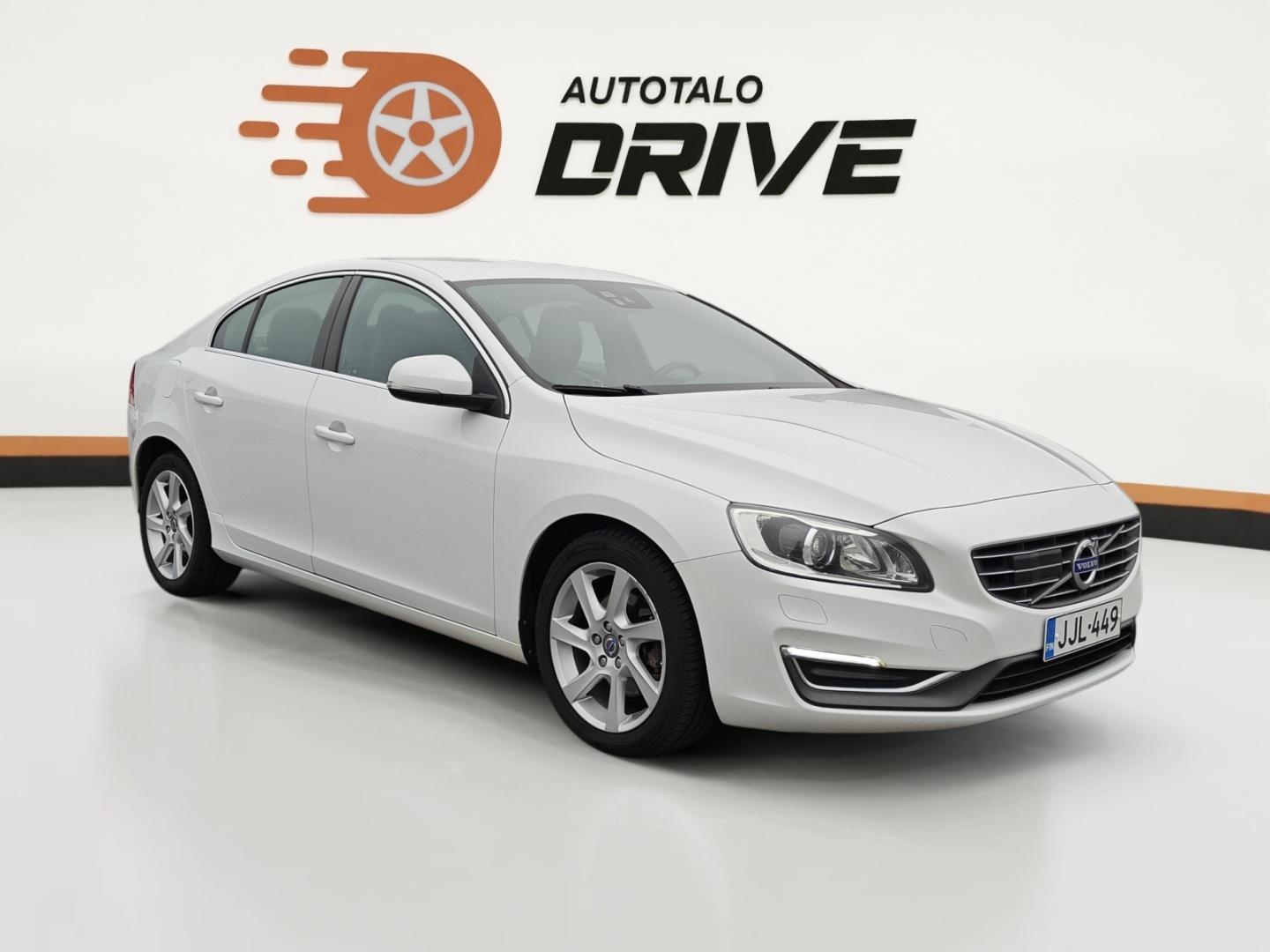 VOLVO S60 2015