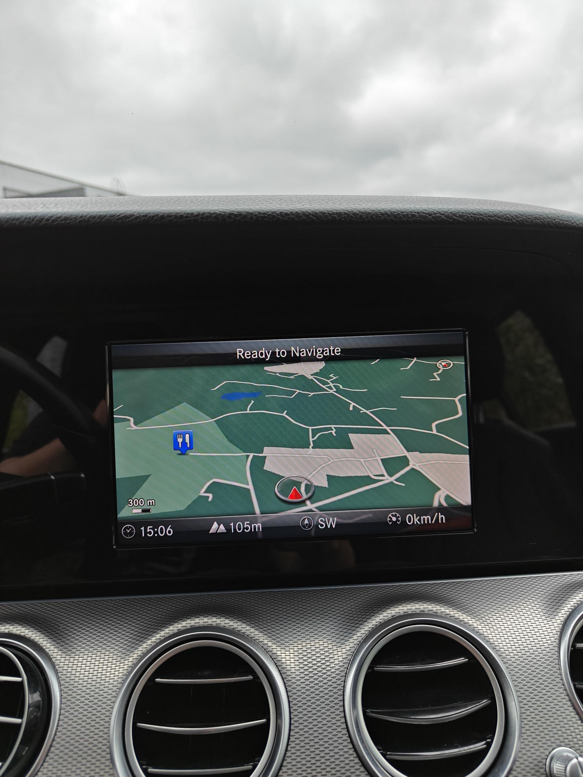 MERCEDES-BENZ E 2017