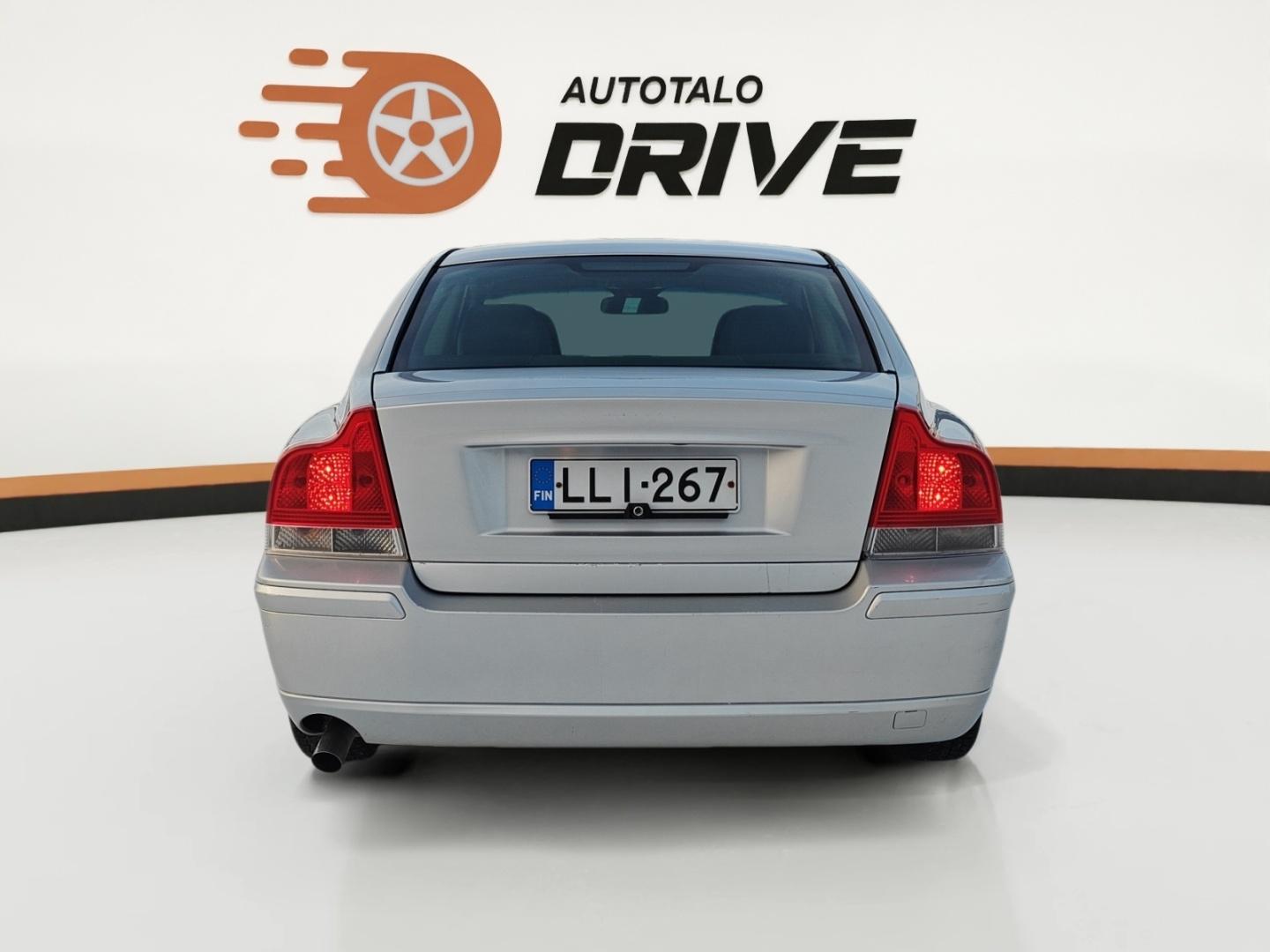VOLVO S60 2005