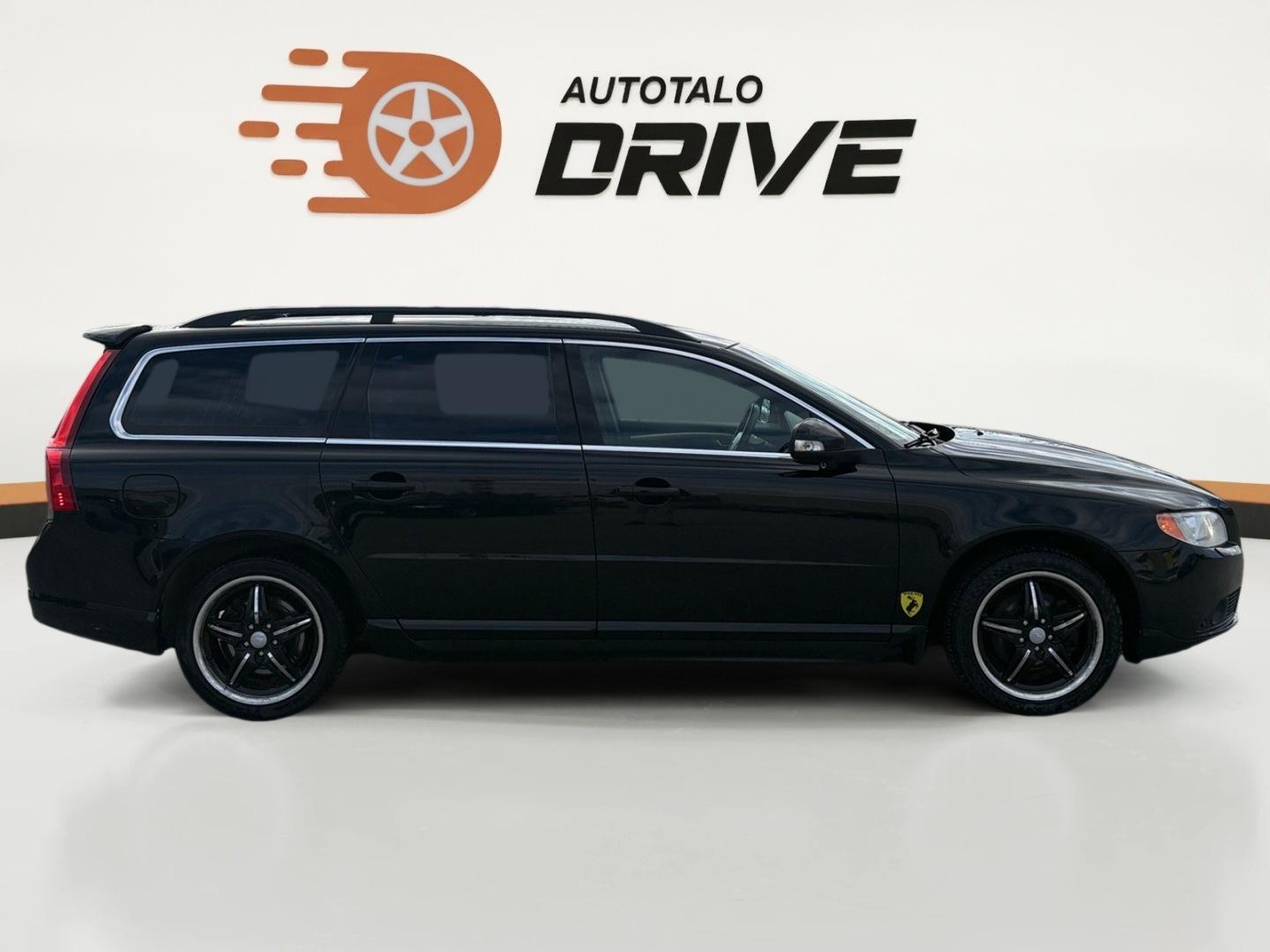 VOLVO V70 2010