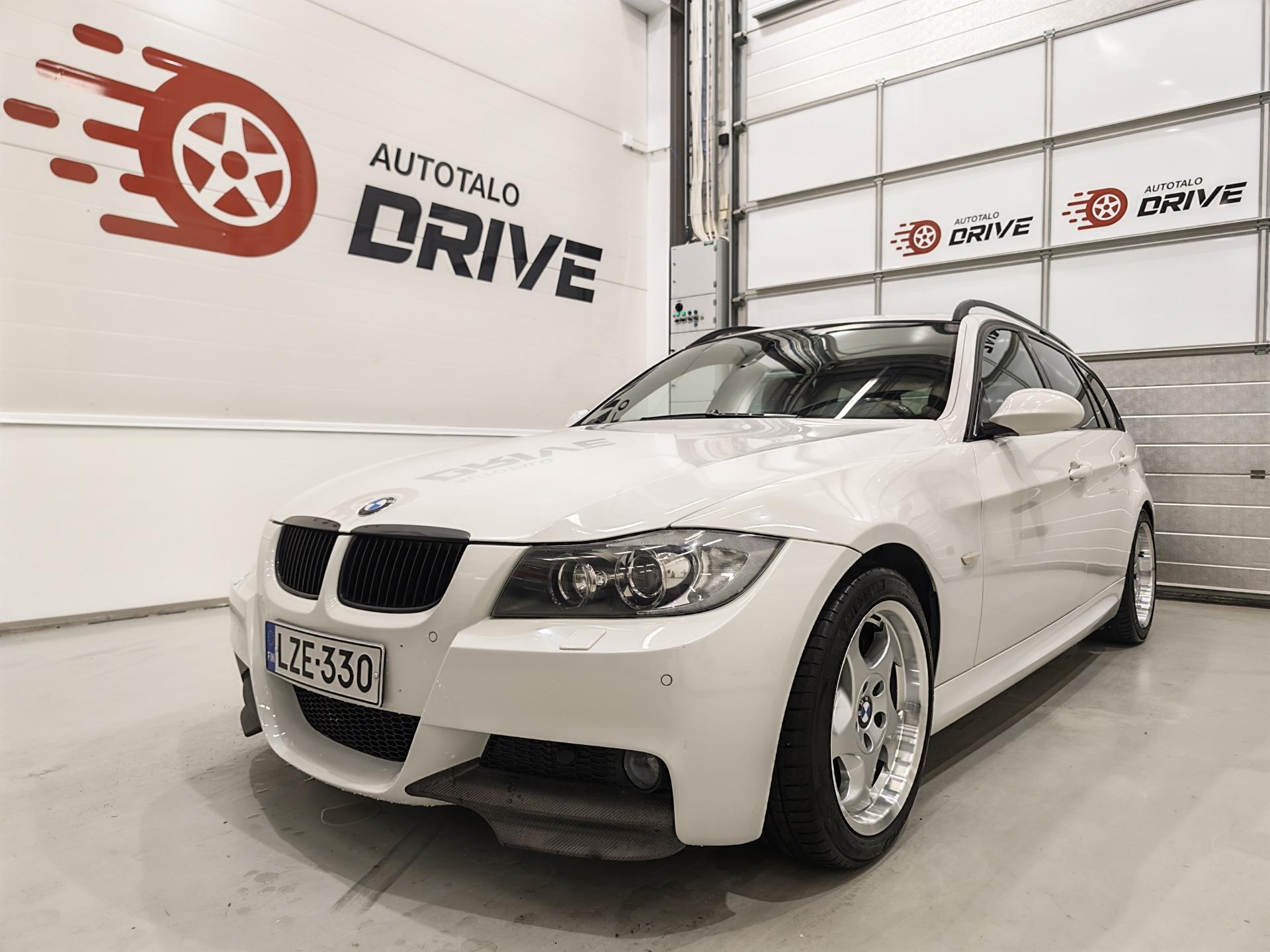 BMW 330 2008