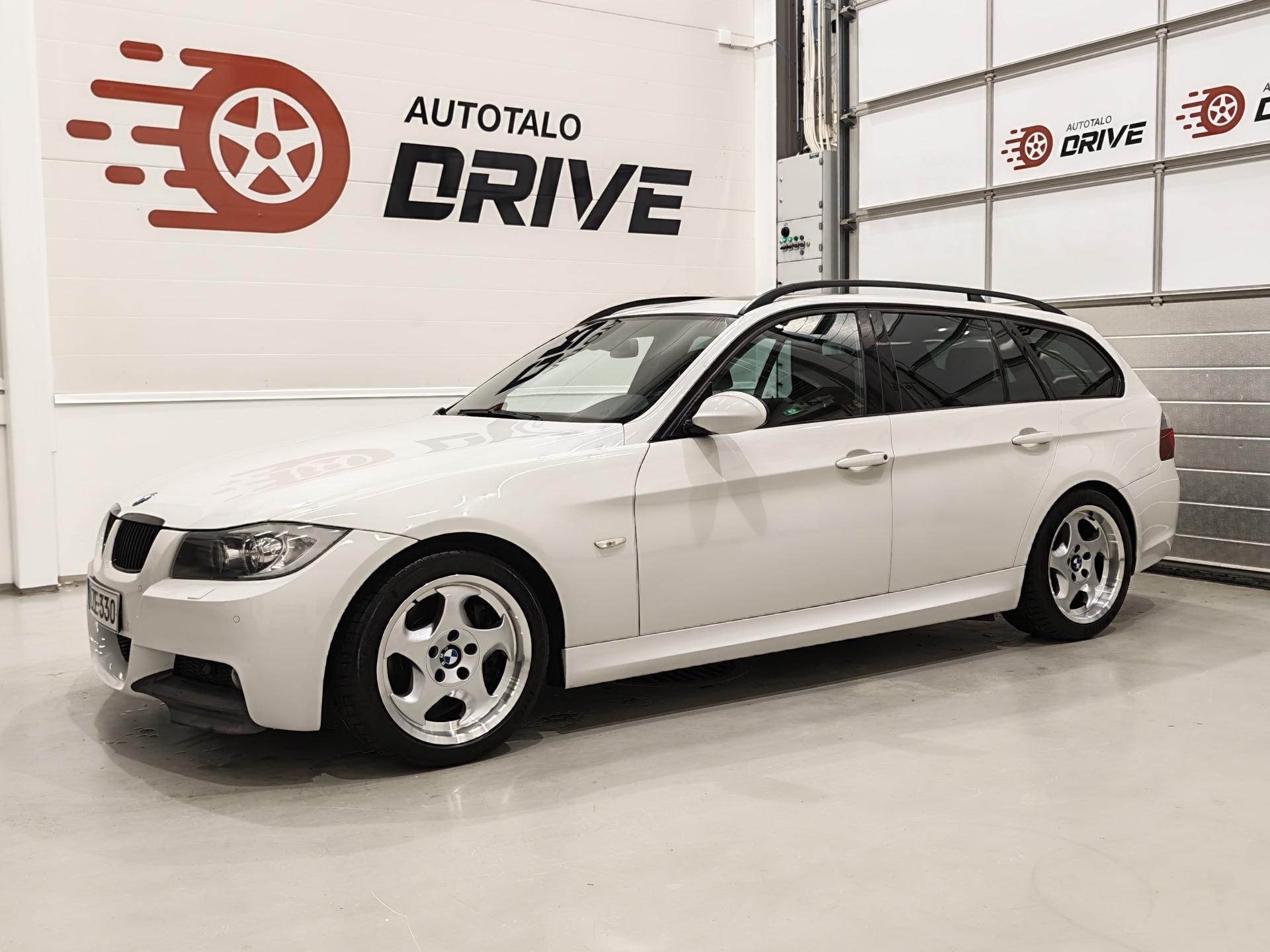 BMW 330 2008