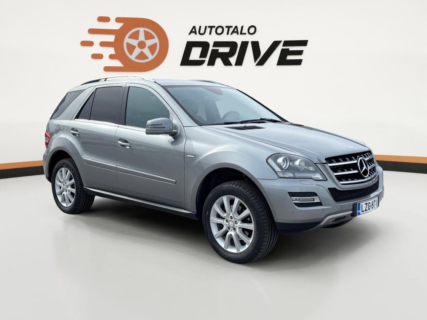 MERCEDES-BENZ ML 2011