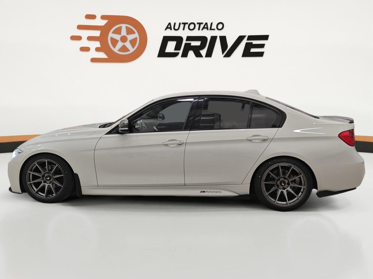 BMW 320 2013
