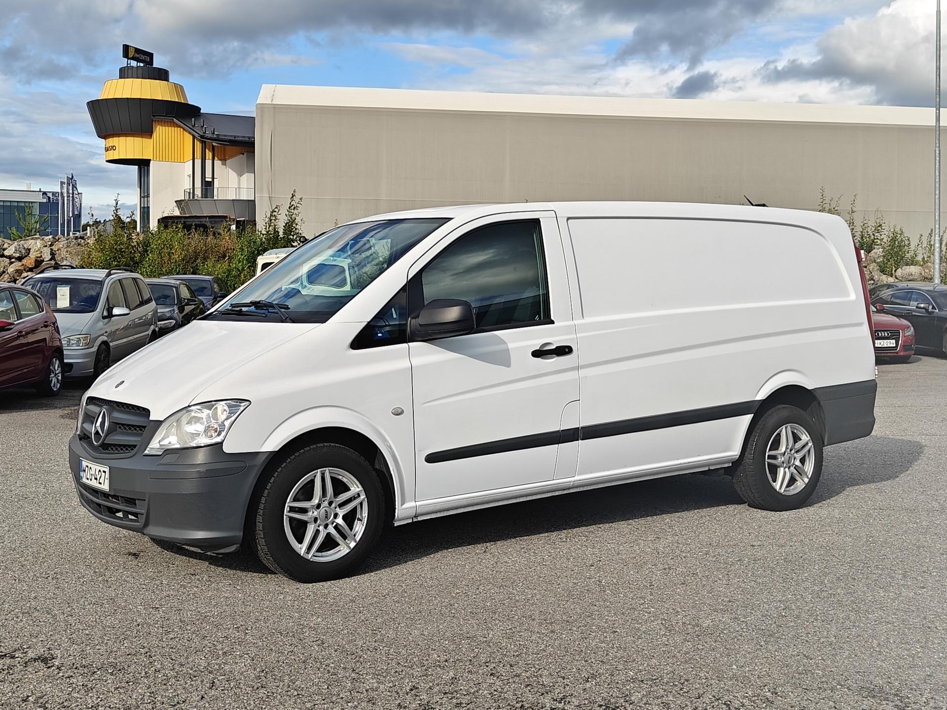 MERCEDES-BENZ Vito 2012