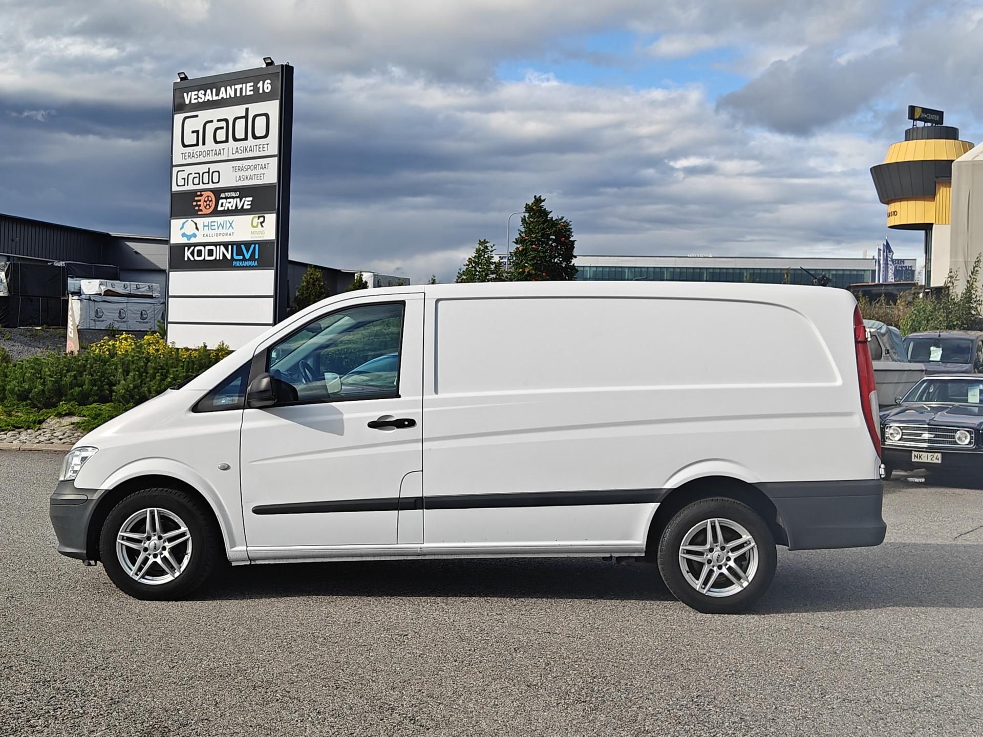 MERCEDES-BENZ Vito 2012