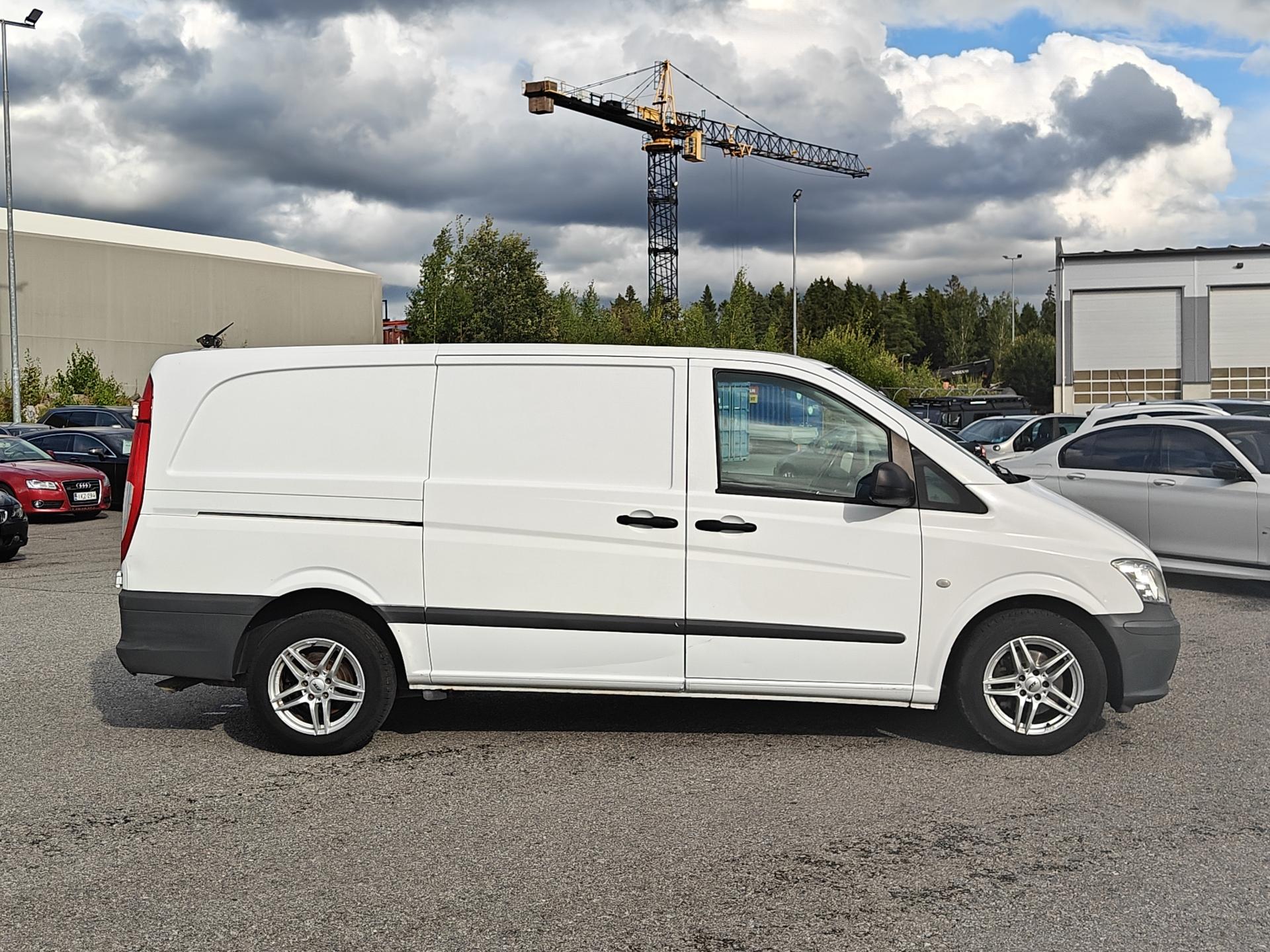 MERCEDES-BENZ Vito 2012