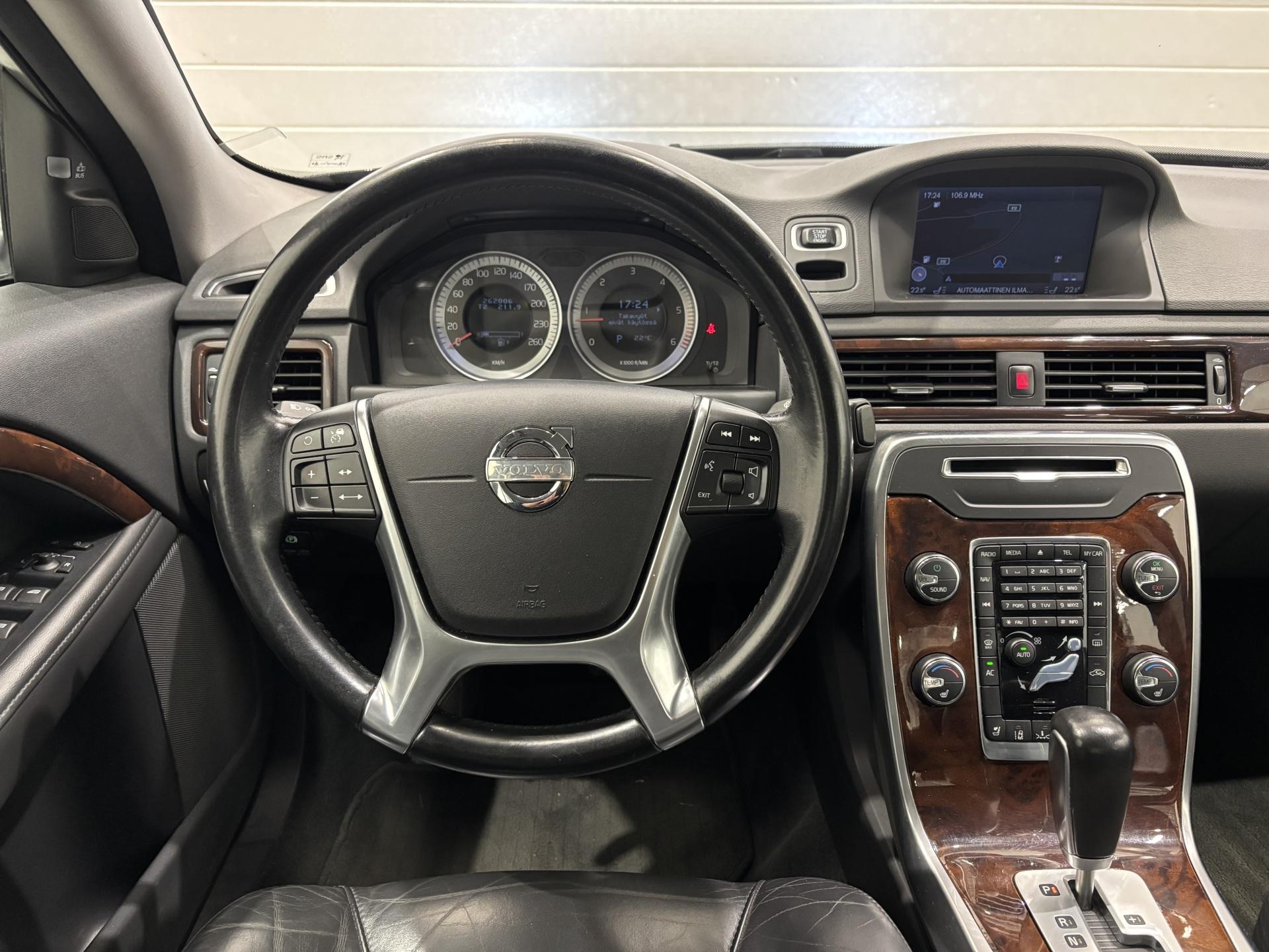 VOLVO S80 2013