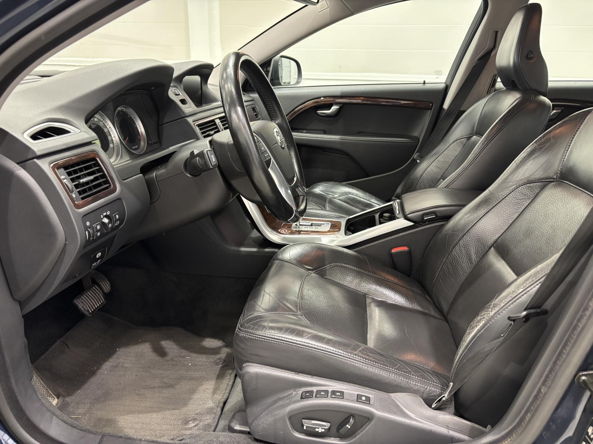 VOLVO S80 2013