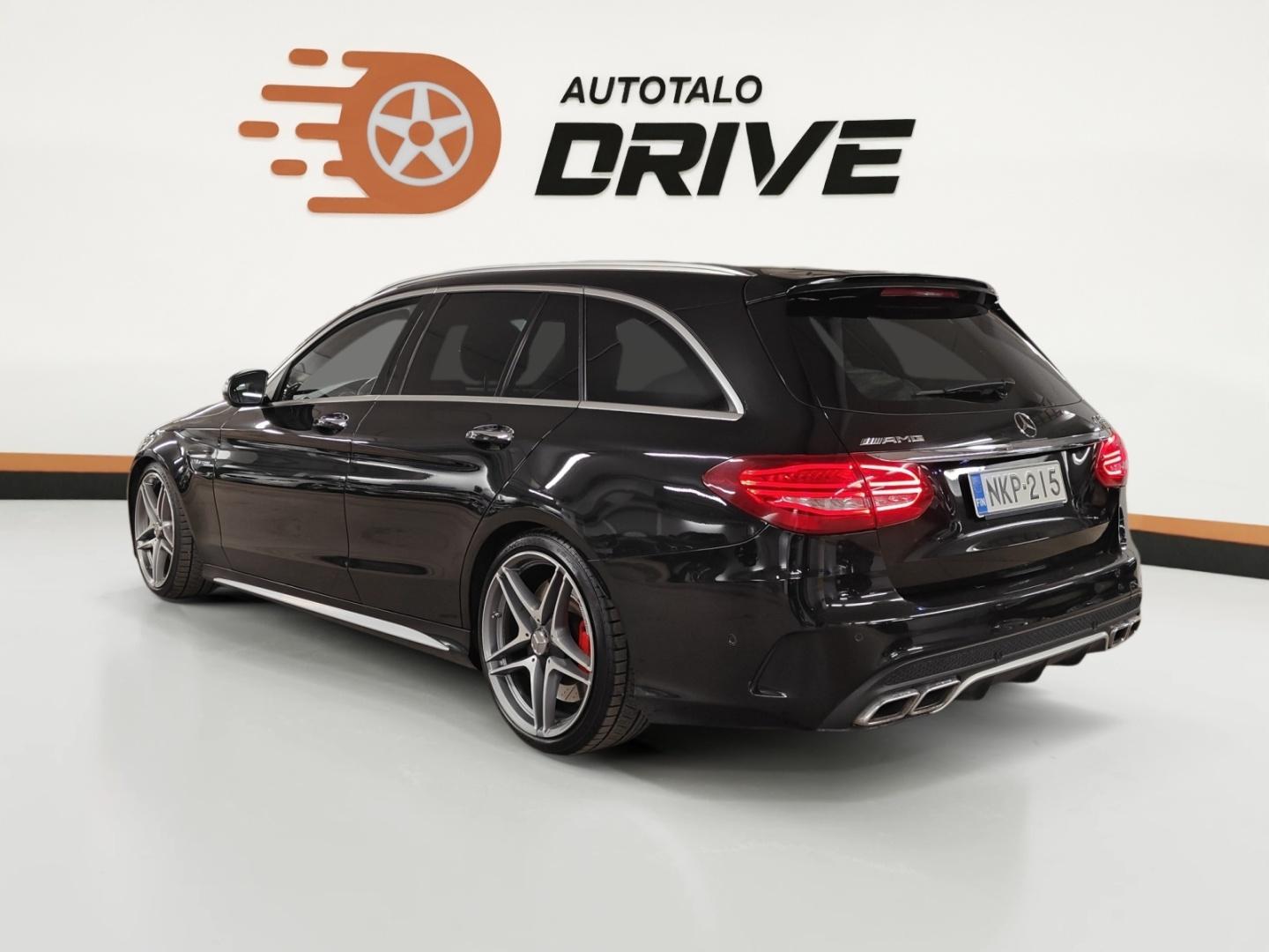 MERCEDES-BENZ C 63 AMG 2015