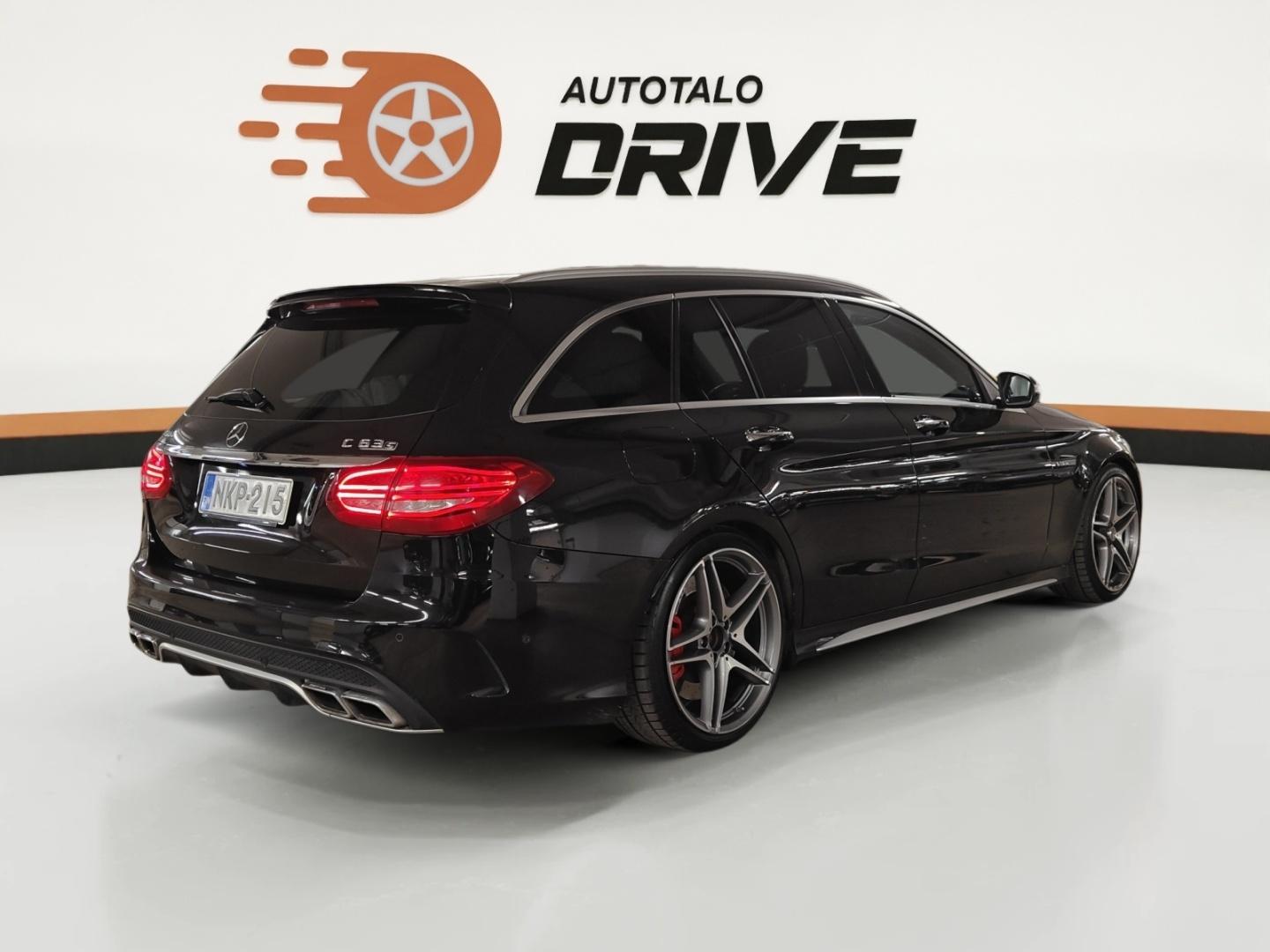 MERCEDES-BENZ C 63 AMG 2015