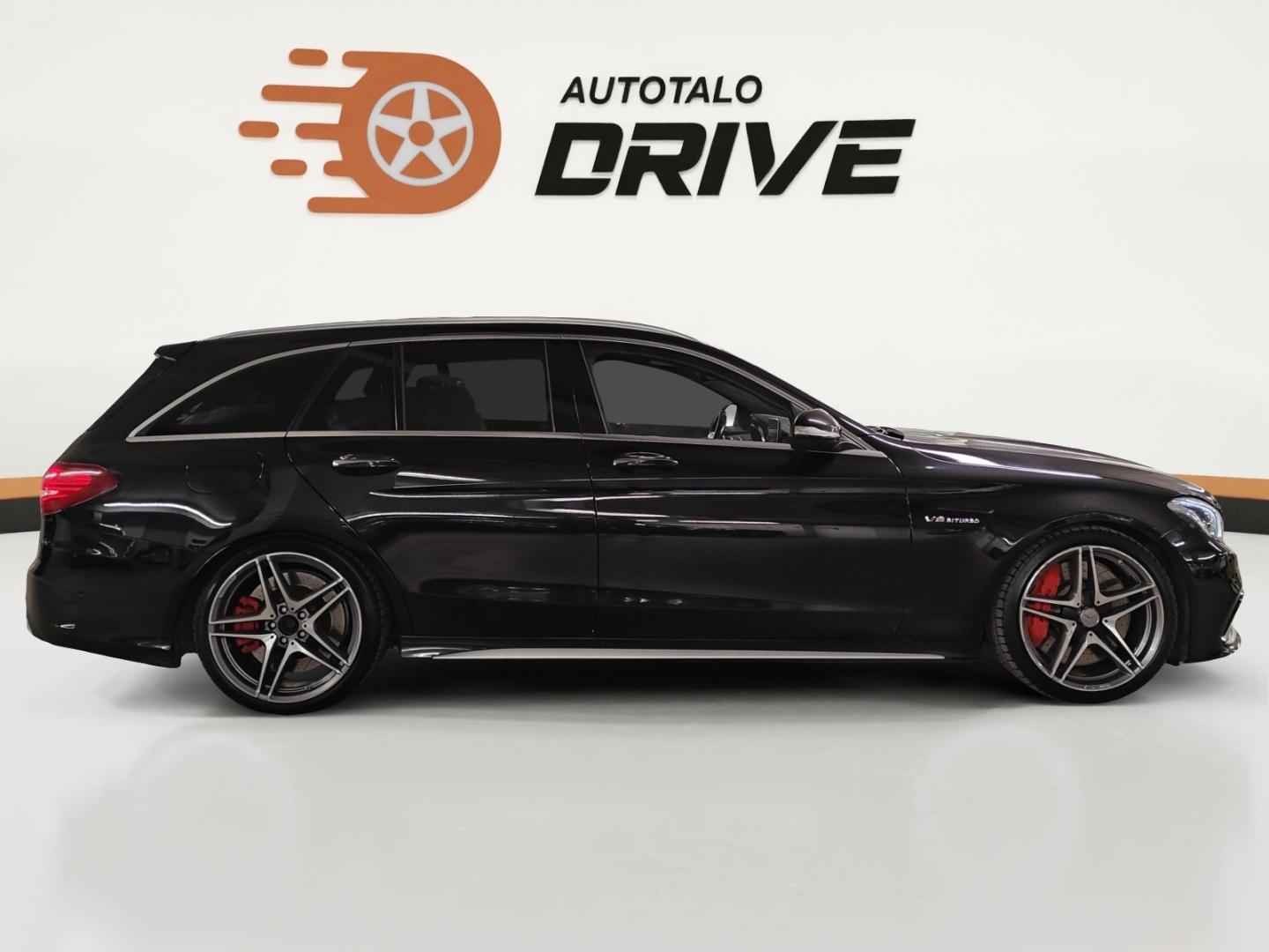 MERCEDES-BENZ C 63 AMG 2015