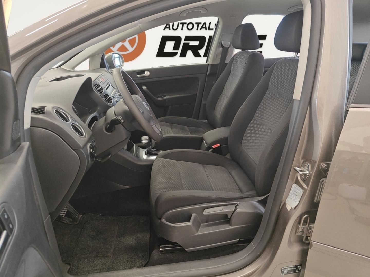 VOLKSWAGEN Golf Plus 2010