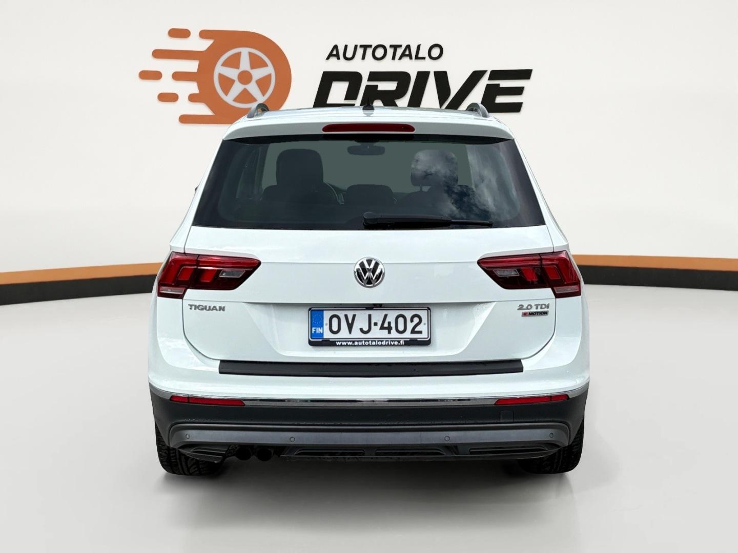 VOLKSWAGEN Tiguan 2016
