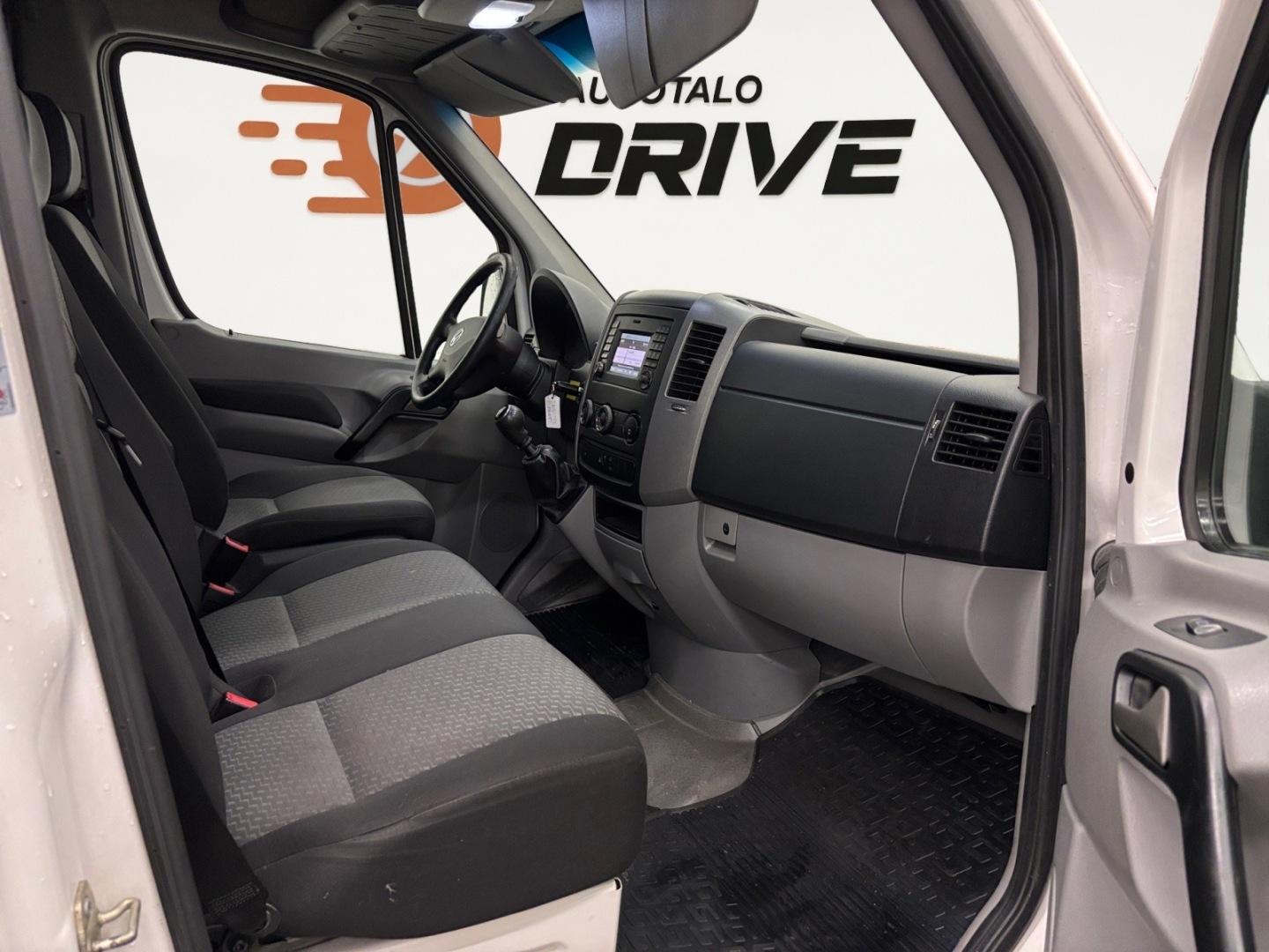 VOLKSWAGEN Crafter 2014