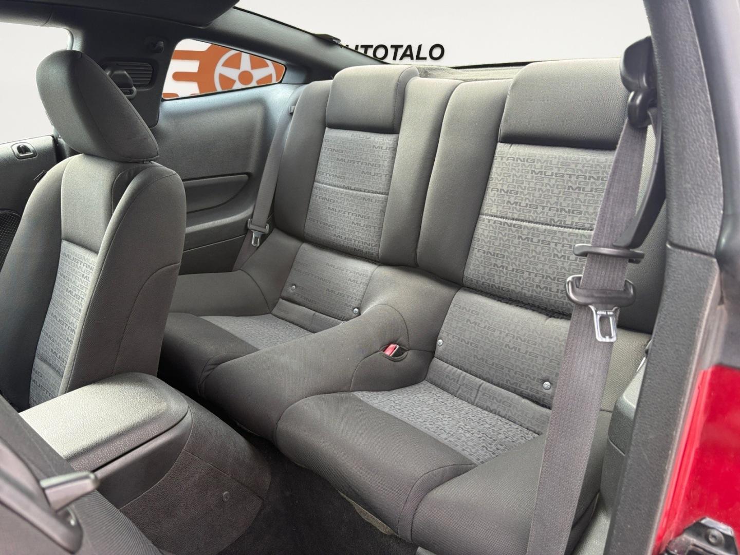 FORD Mustang 2009