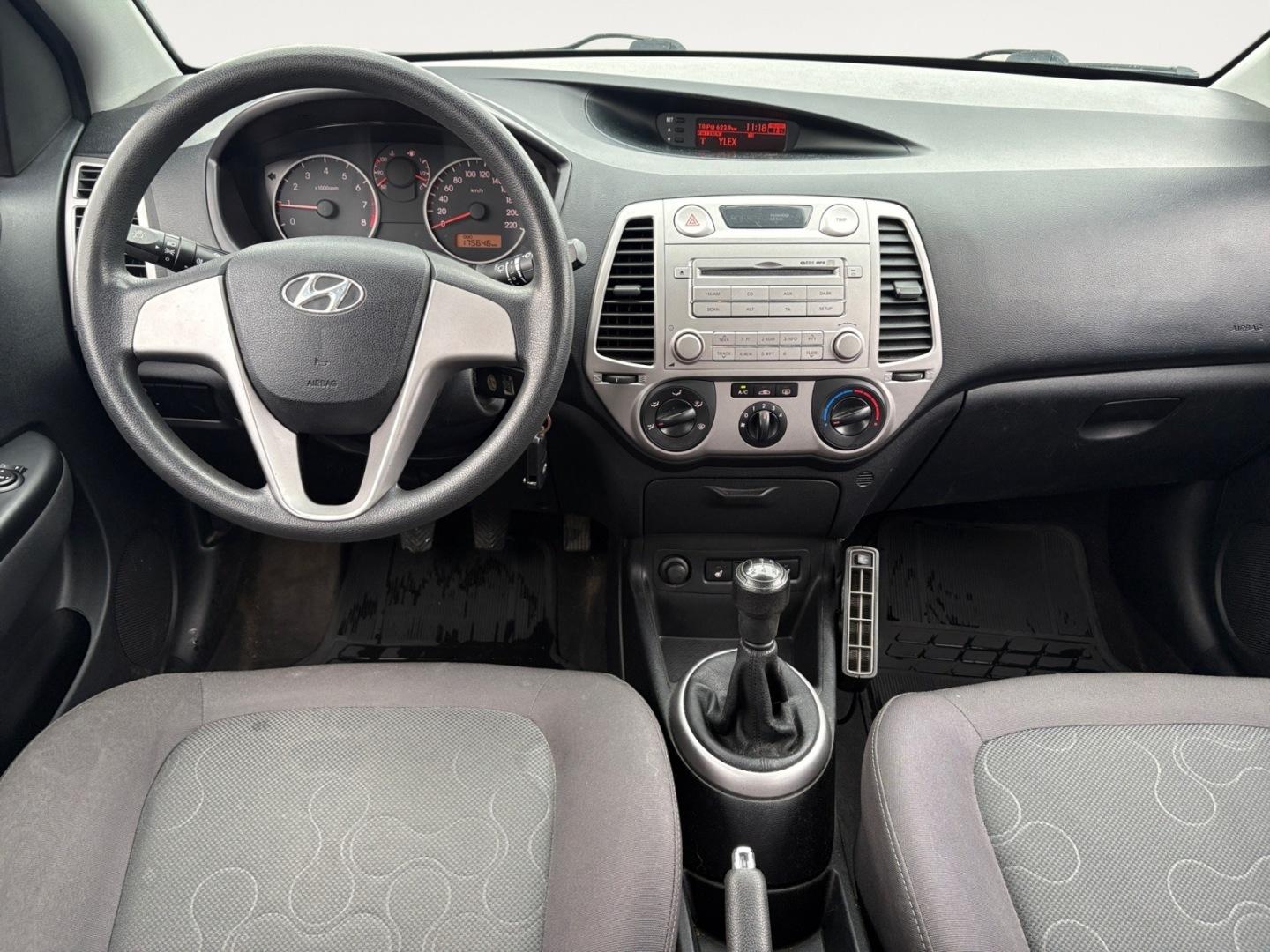 HYUNDAI i20 2010