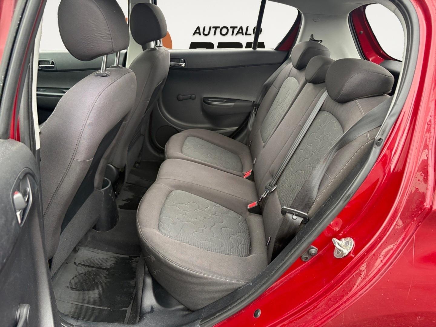 HYUNDAI i20 2010