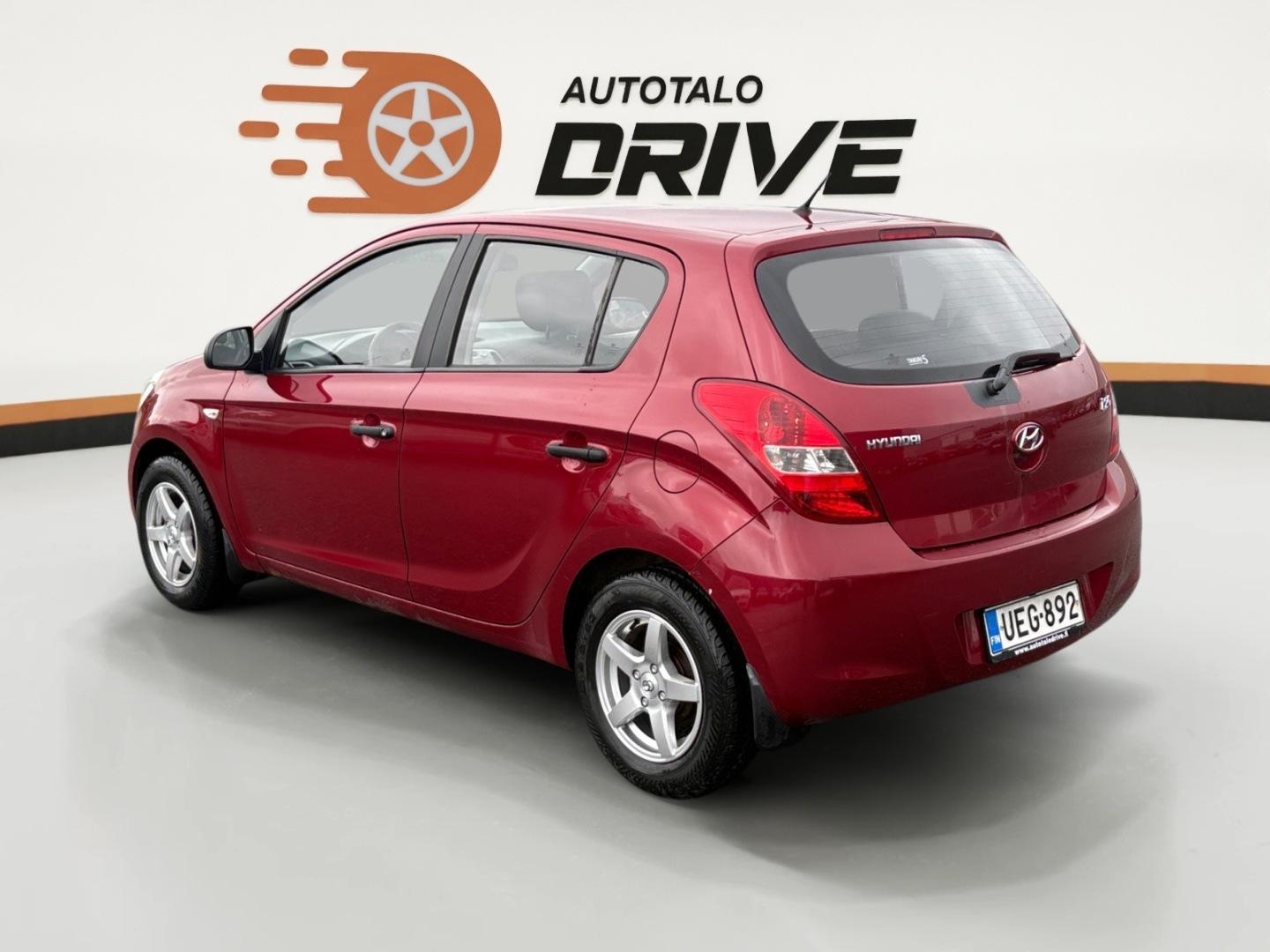 HYUNDAI i20 2010