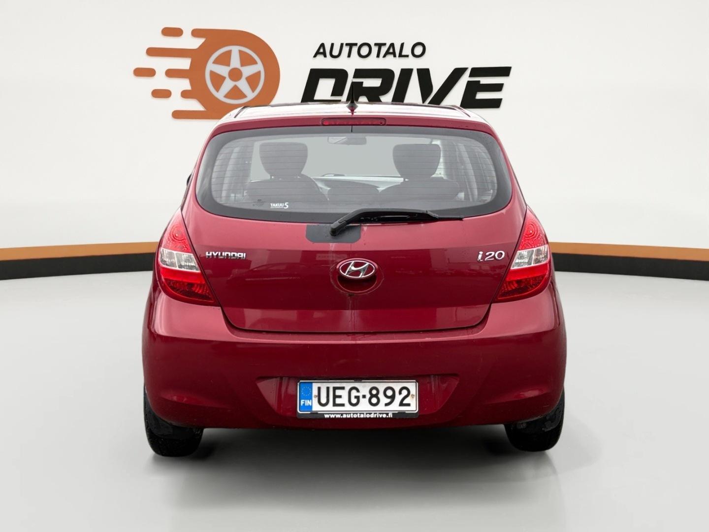 HYUNDAI i20 2010