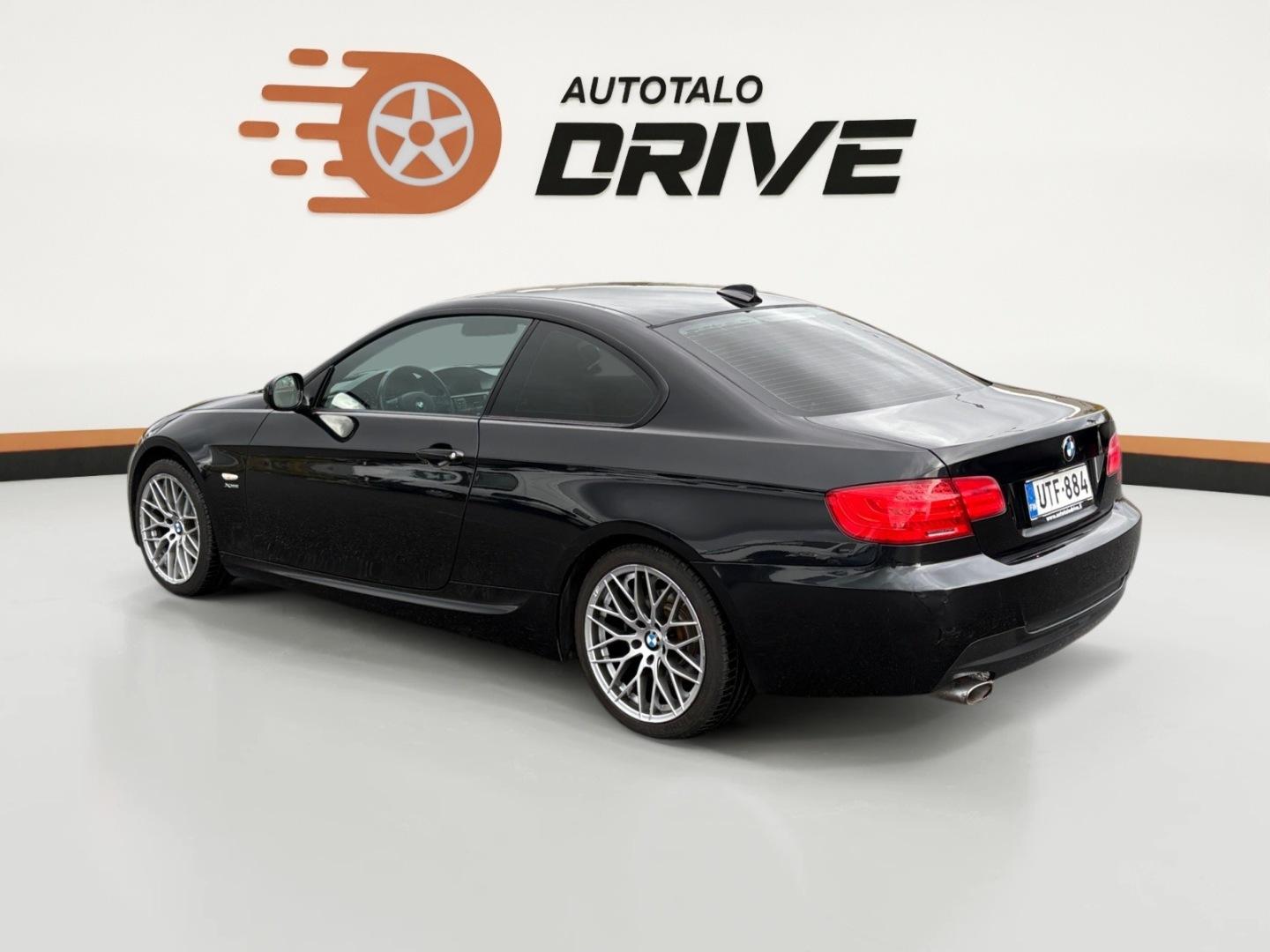 BMW 320 2011
