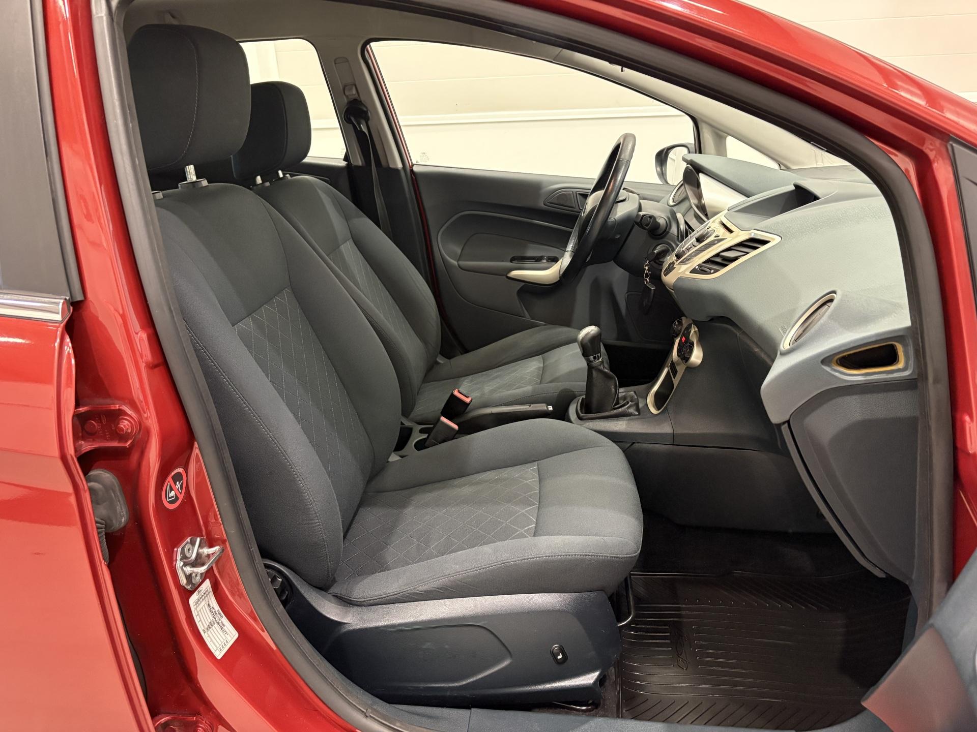 FORD Fiesta 2009