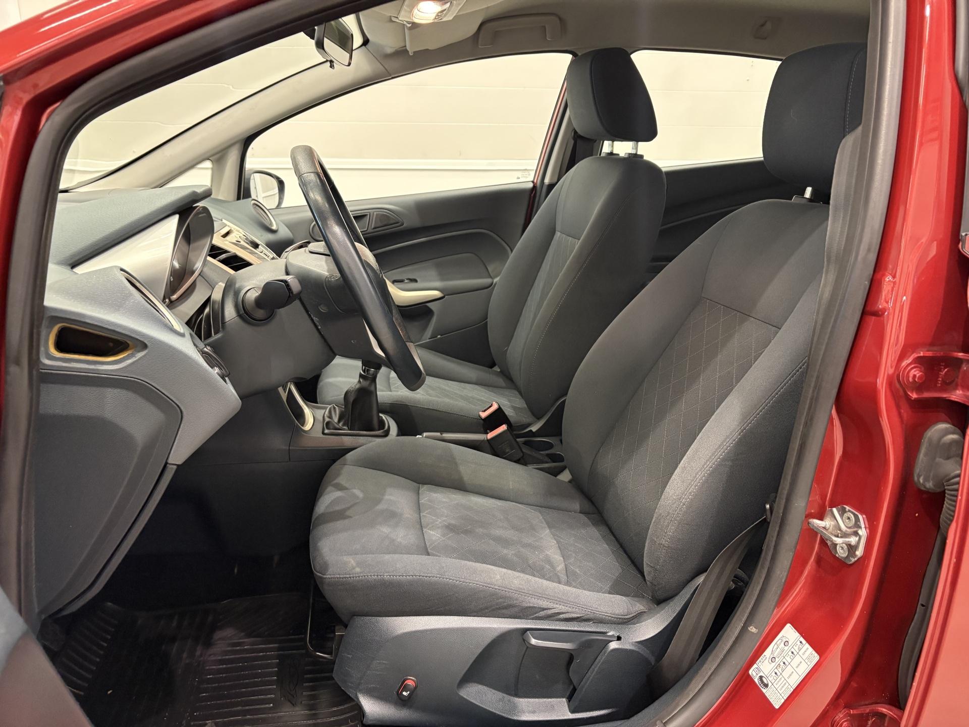 FORD Fiesta 2009