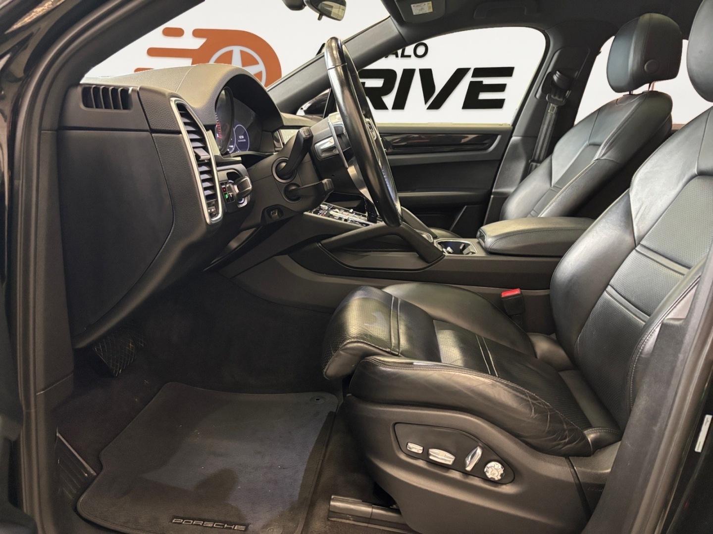 PORSCHE Cayenne 2020