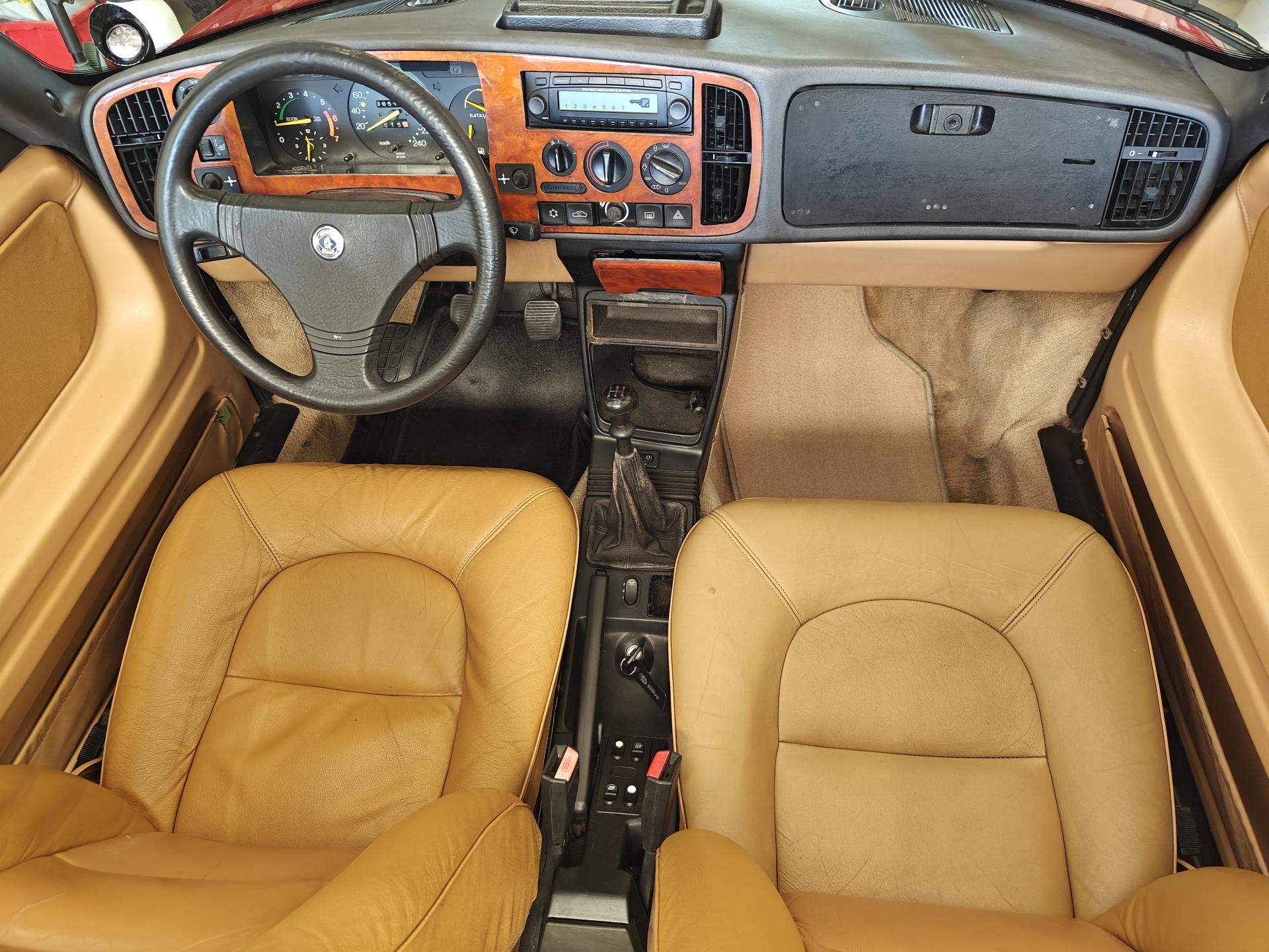 SAAB 900 1988