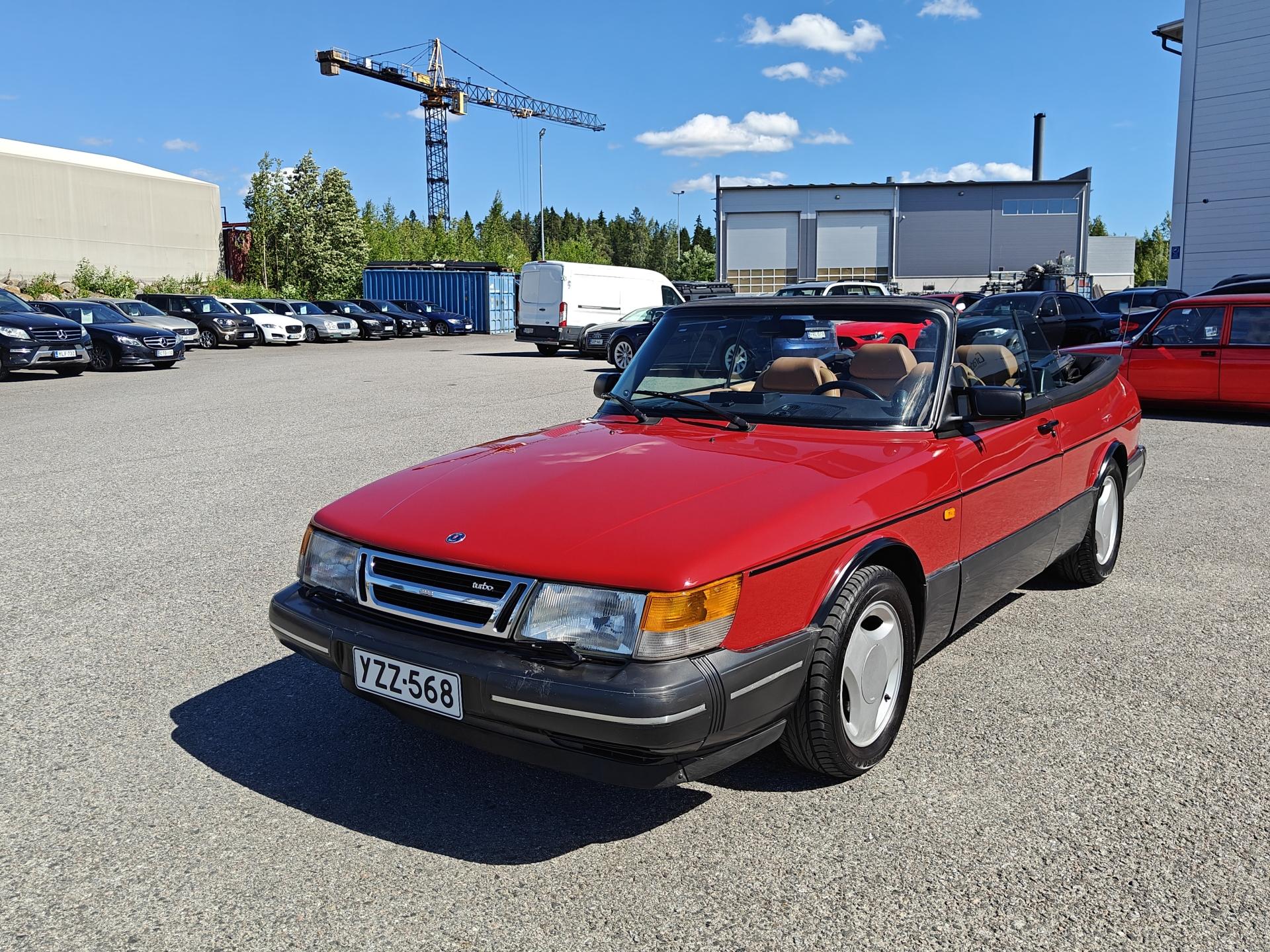 SAAB 900 1988