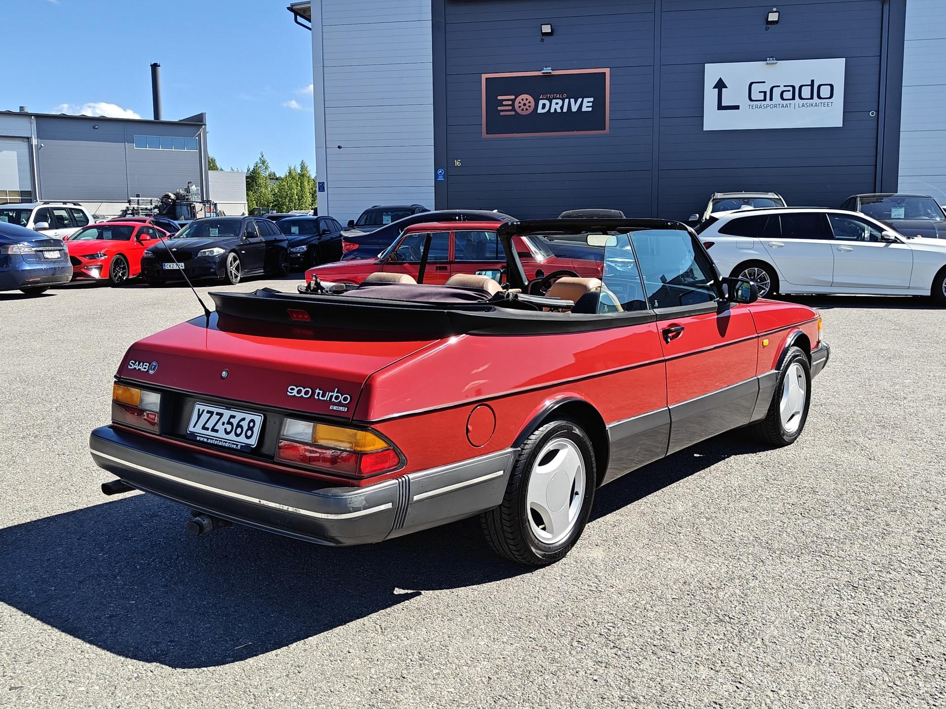 SAAB 900 1988
