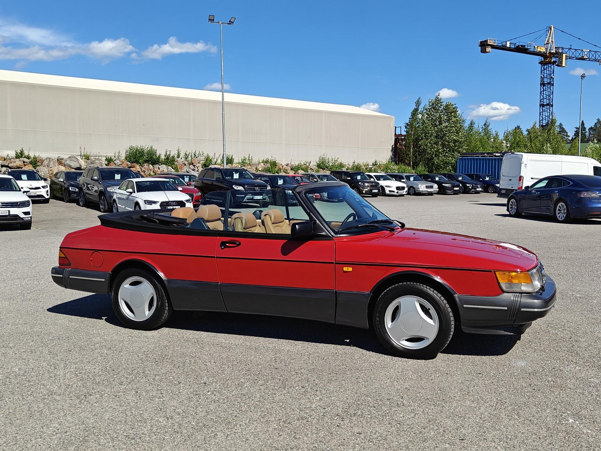SAAB 900 1988