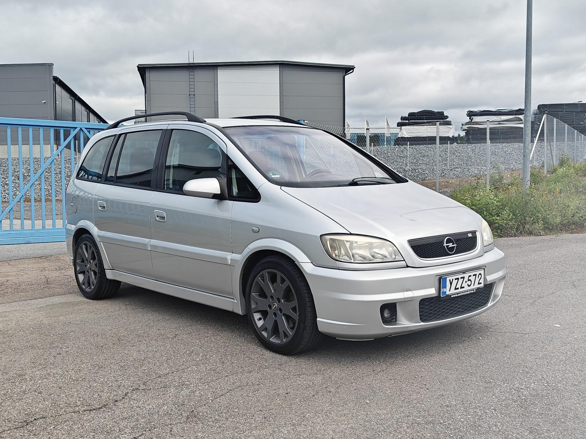 OPEL Zafira 2004