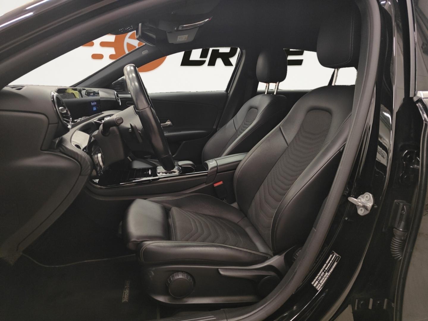 MERCEDES-BENZ A 2019