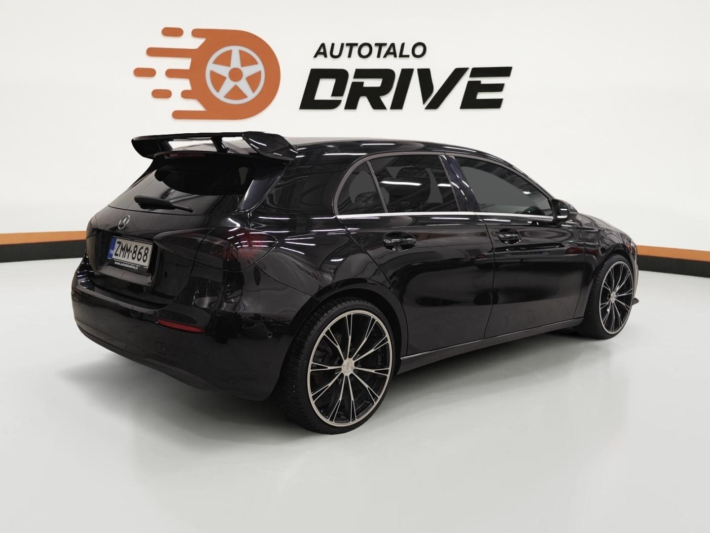 MERCEDES-BENZ A 2019