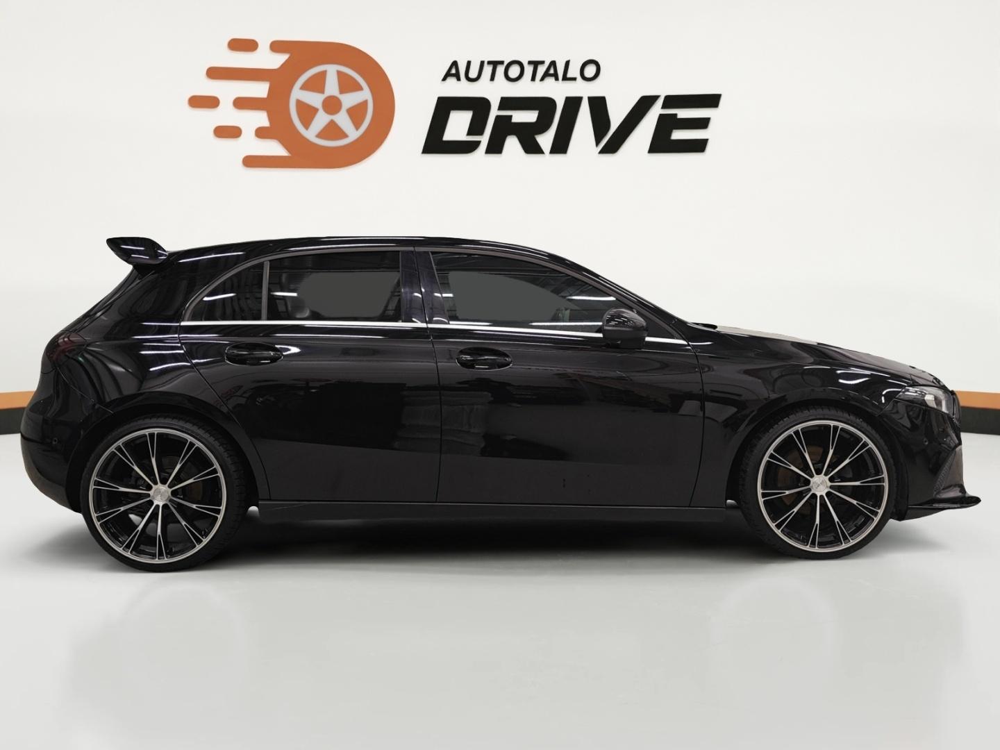 MERCEDES-BENZ A 2019