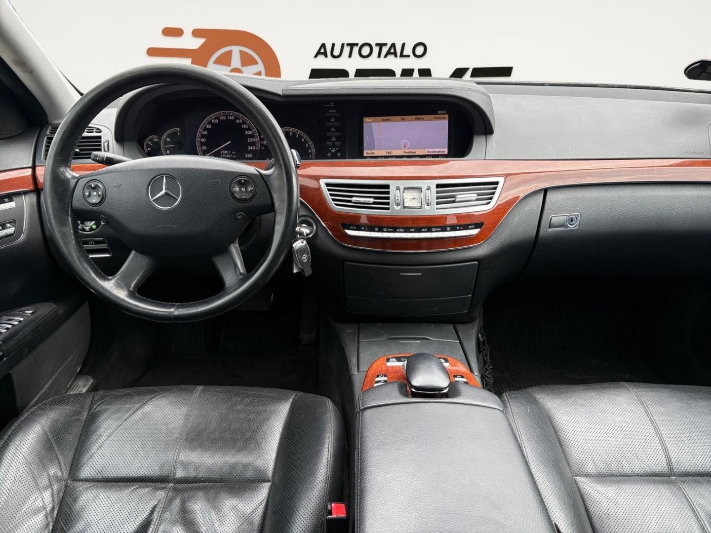 MERCEDES-BENZ S 2006
