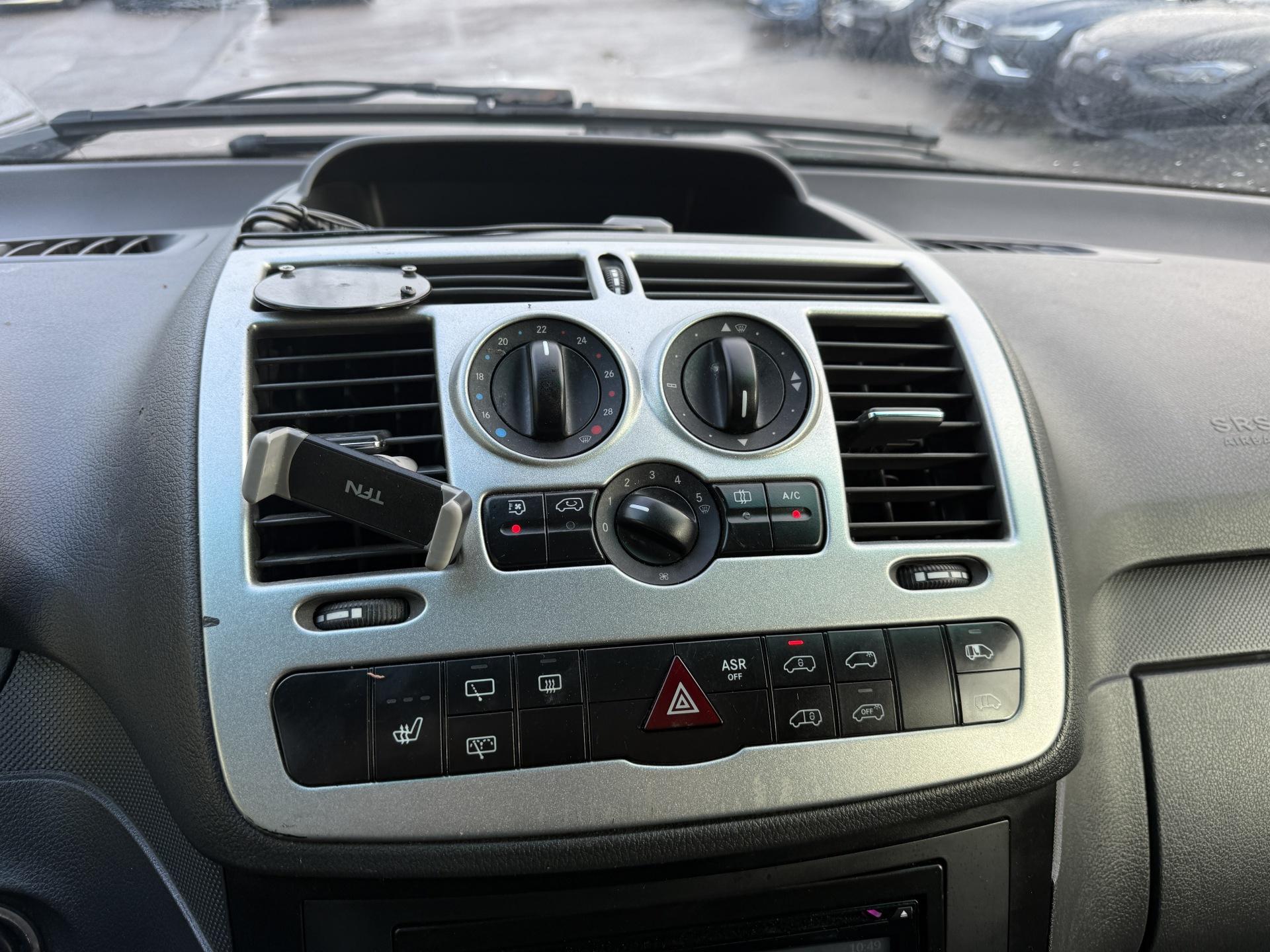 MERCEDES-BENZ Vito 2011