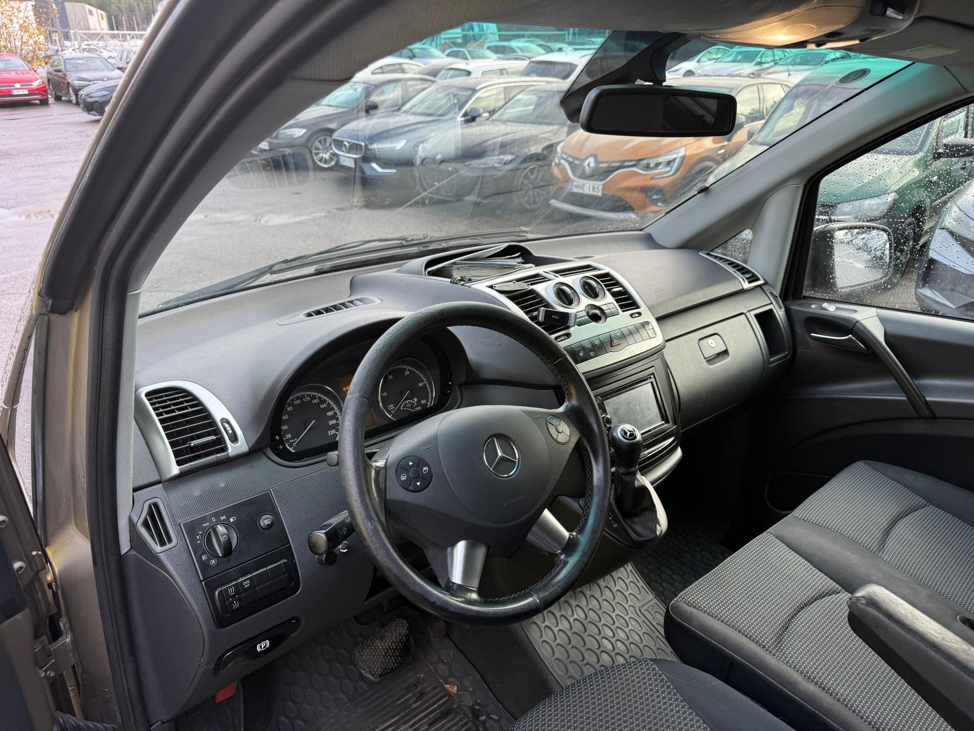 MERCEDES-BENZ Vito 2011
