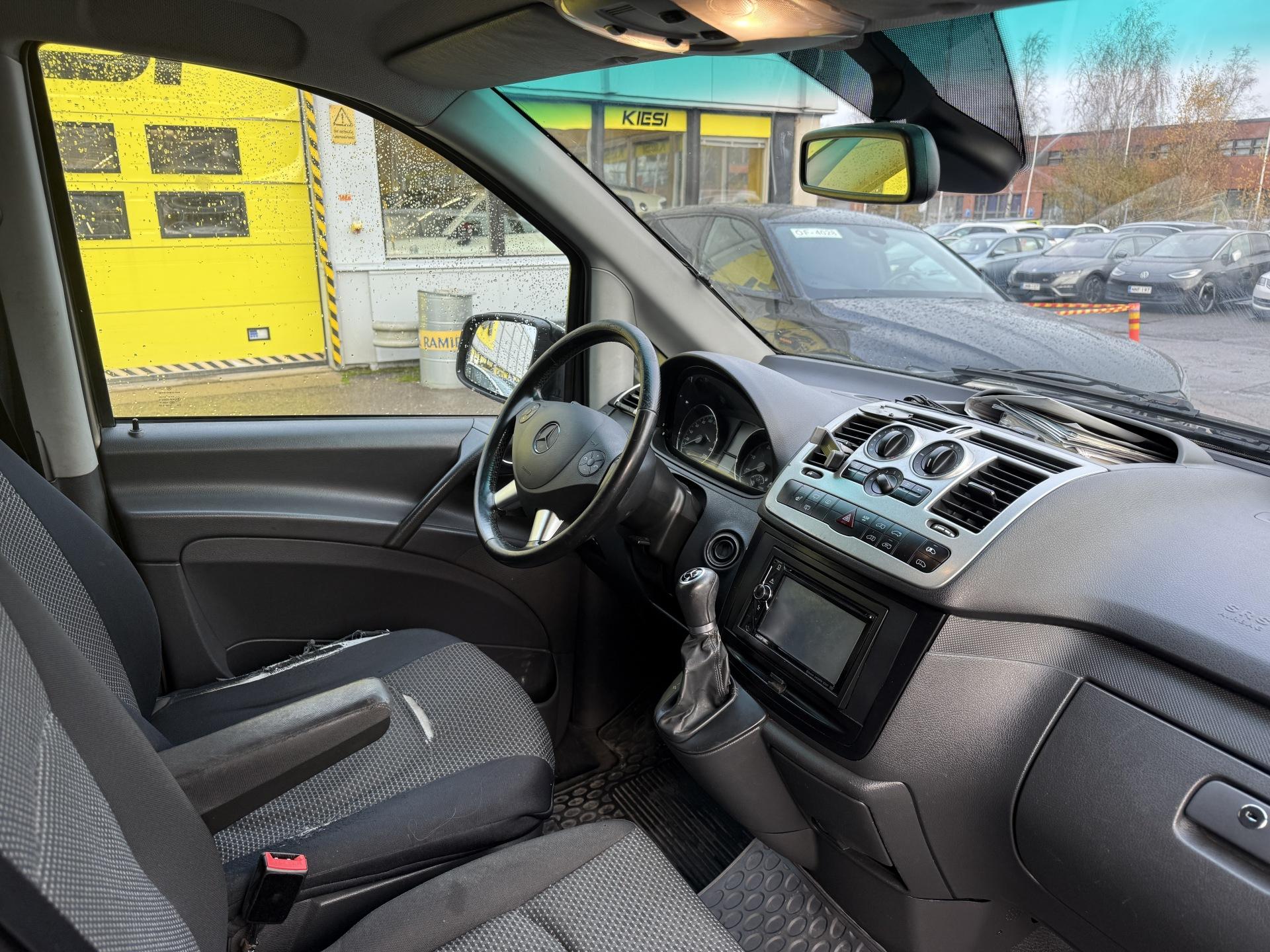 MERCEDES-BENZ Vito 2011