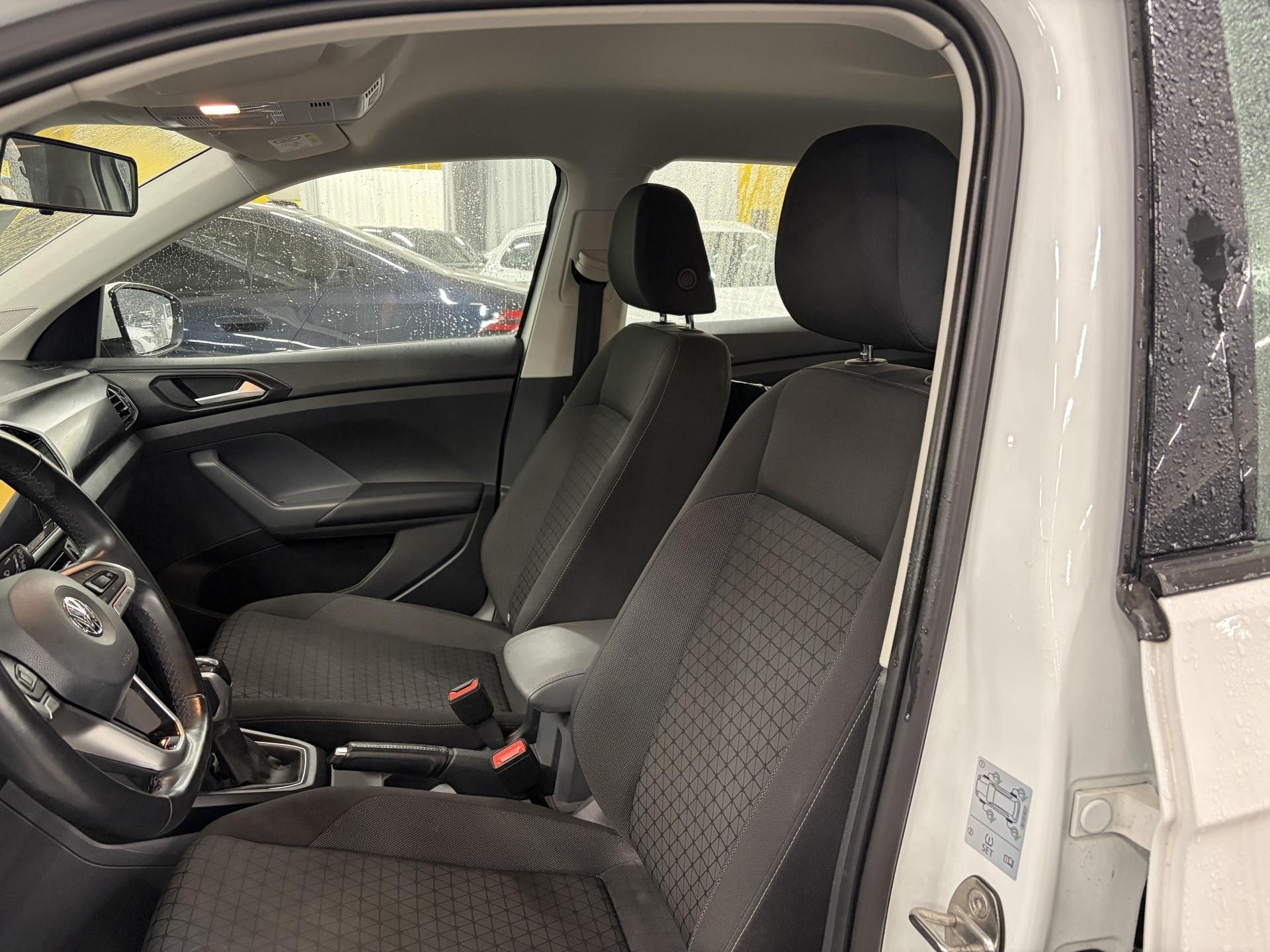 VOLKSWAGEN T-Cross 2019