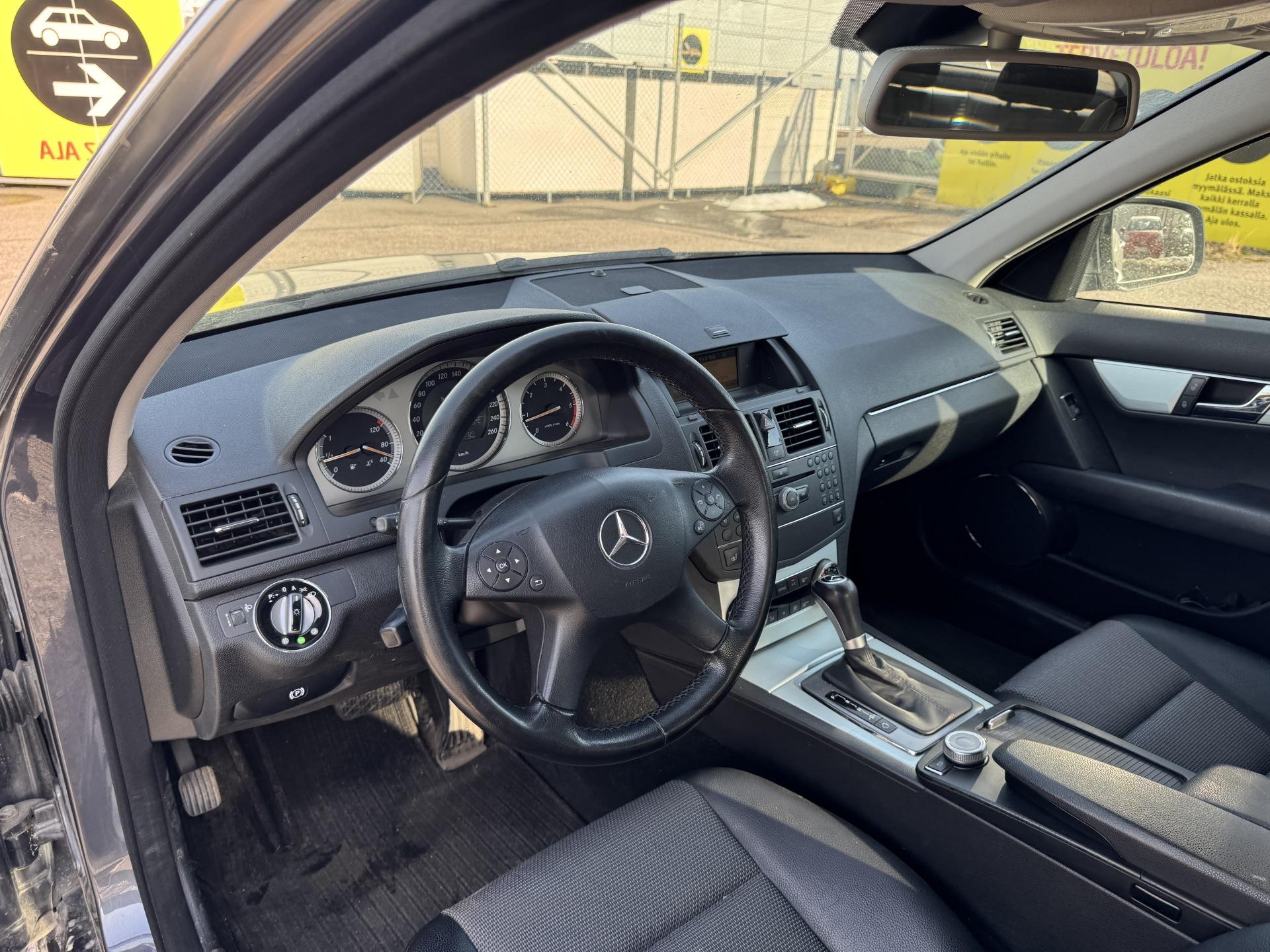 MERCEDES-BENZ C 2008