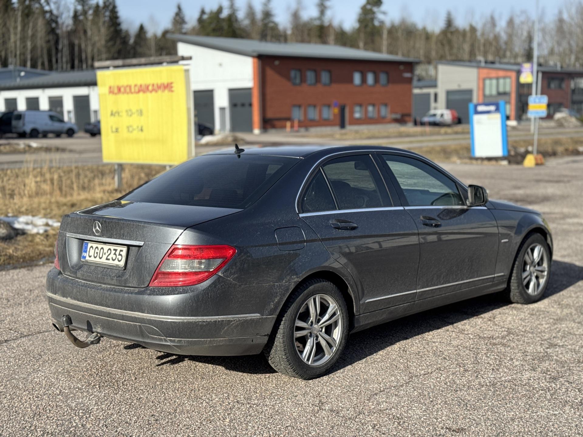 MERCEDES-BENZ C 2008