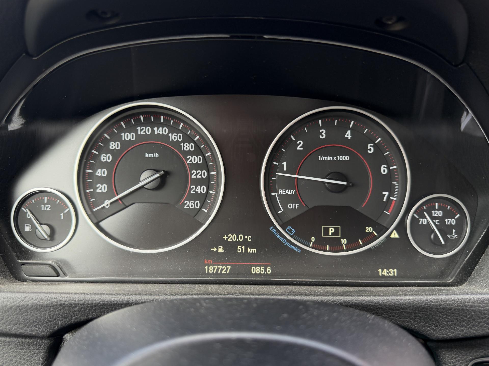 BMW 328 2015