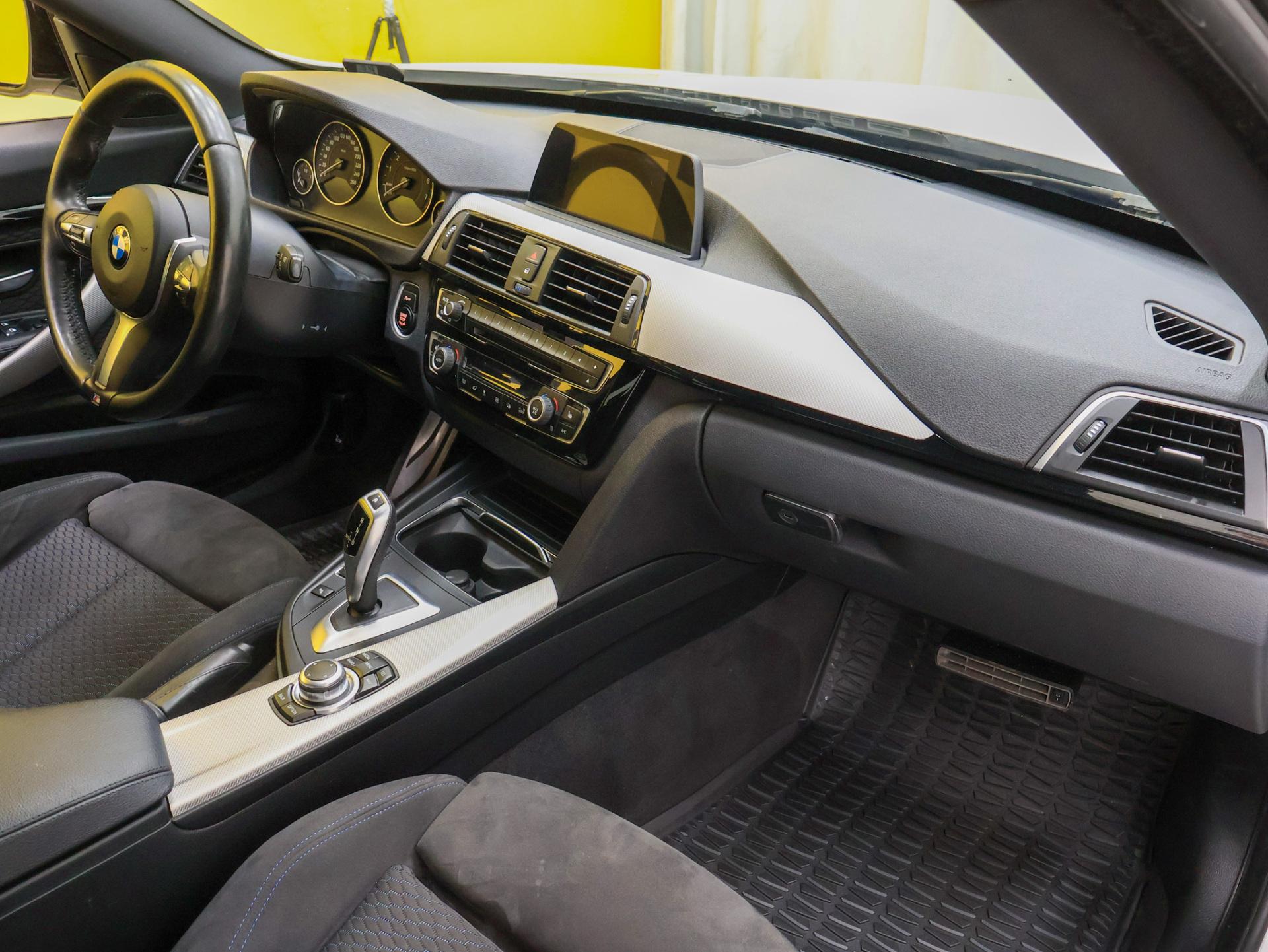 BMW 320 Gran Turismo 2016